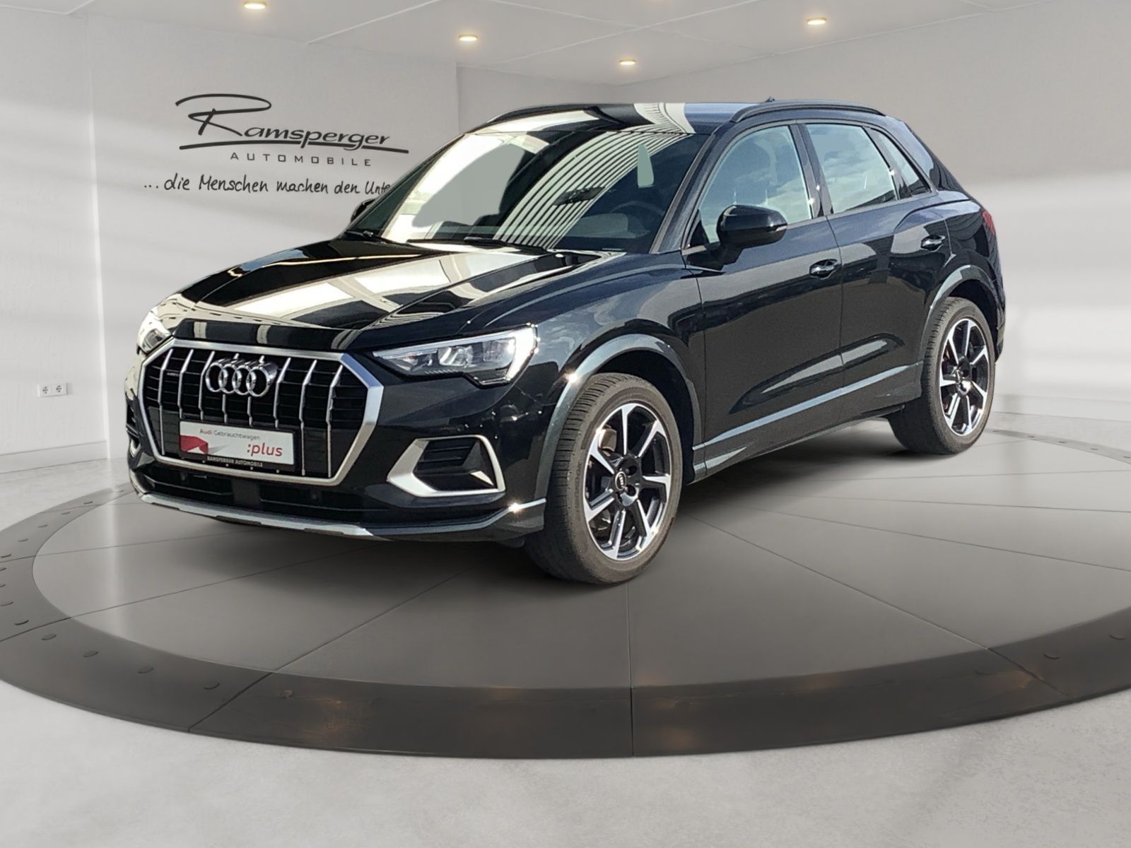 Audi Q3 advanced 45 TFSI quat. - Samsaru's Car Outlet