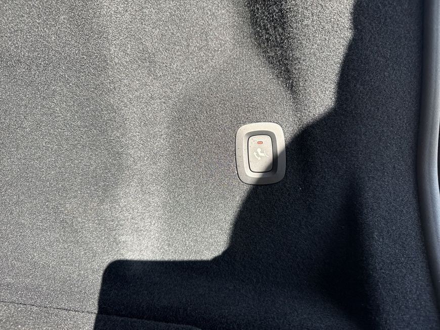 Volvo XC60 B5 B AWD Plus Dark