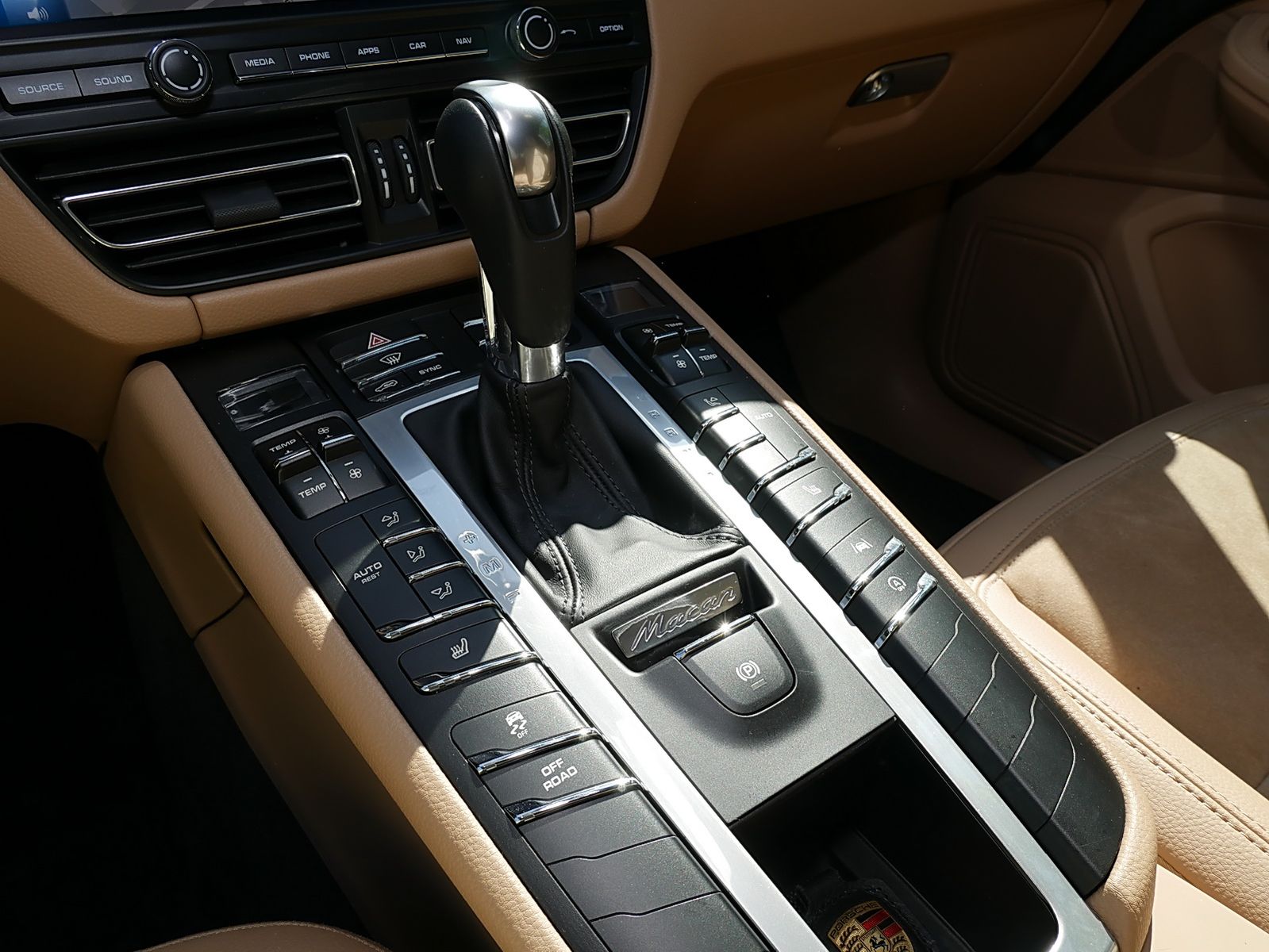 Porsche Macan S - Samsaru's Car Outlet