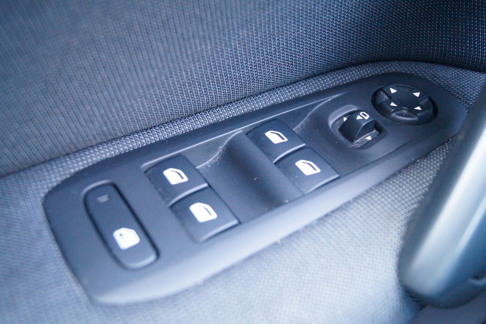Peugeot 308 SW - Samsaru's Car Outlet