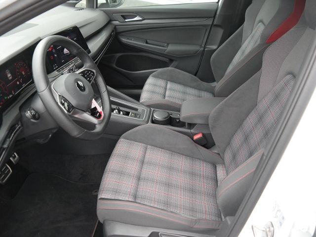 Volkswagen Golf VIII 2.0 TSI GTI DSG - Samsaru's Car Outlet