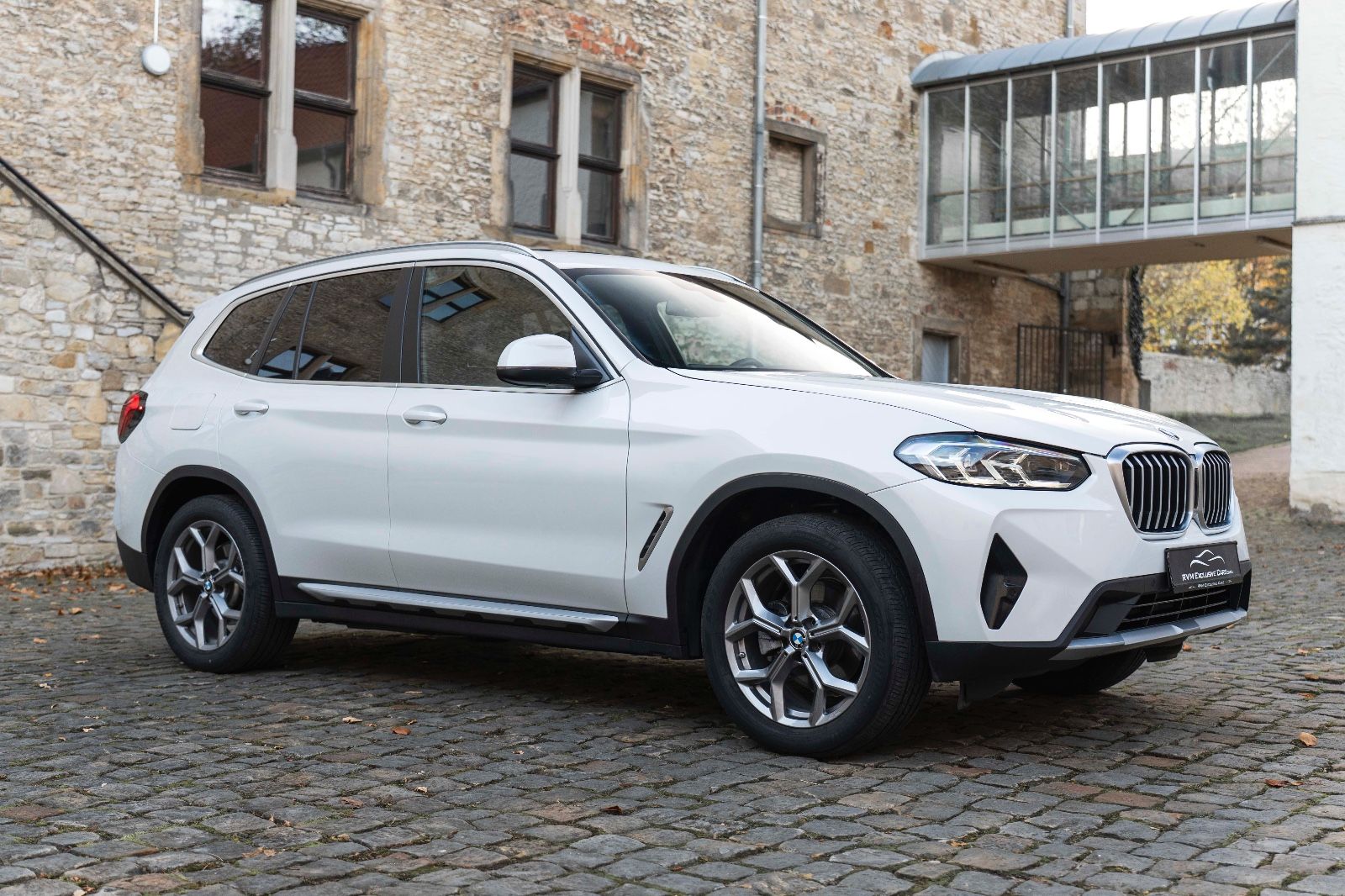 BMW X3 xDrive30i HUD LED HIFI KAM NAV PANO SITZH