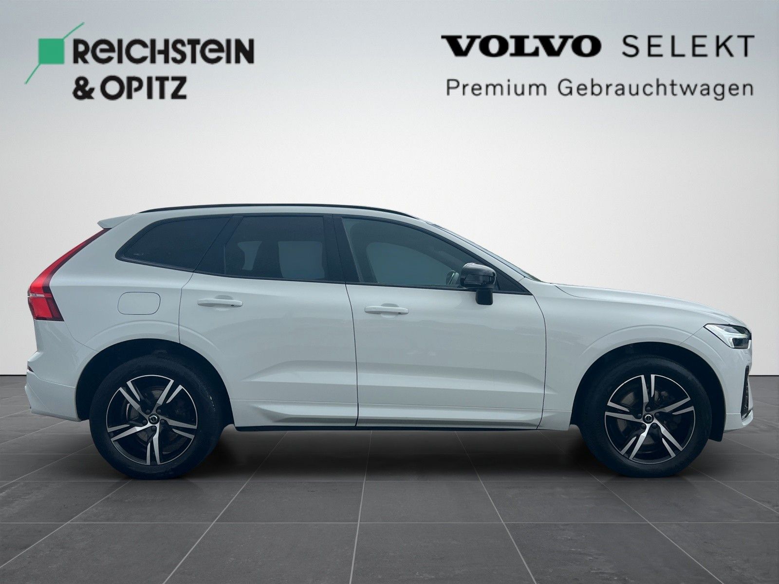 Volvo XC60 B4 D AWD R Design - Samsaru's Car Outlet