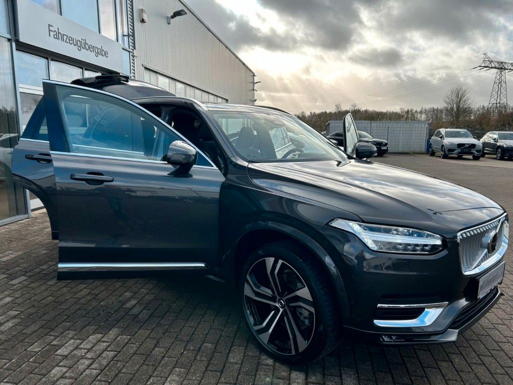 Volvo XC90 B5 D AWD Geartronic ULTIMATE BRIGHT-7Si-AHK