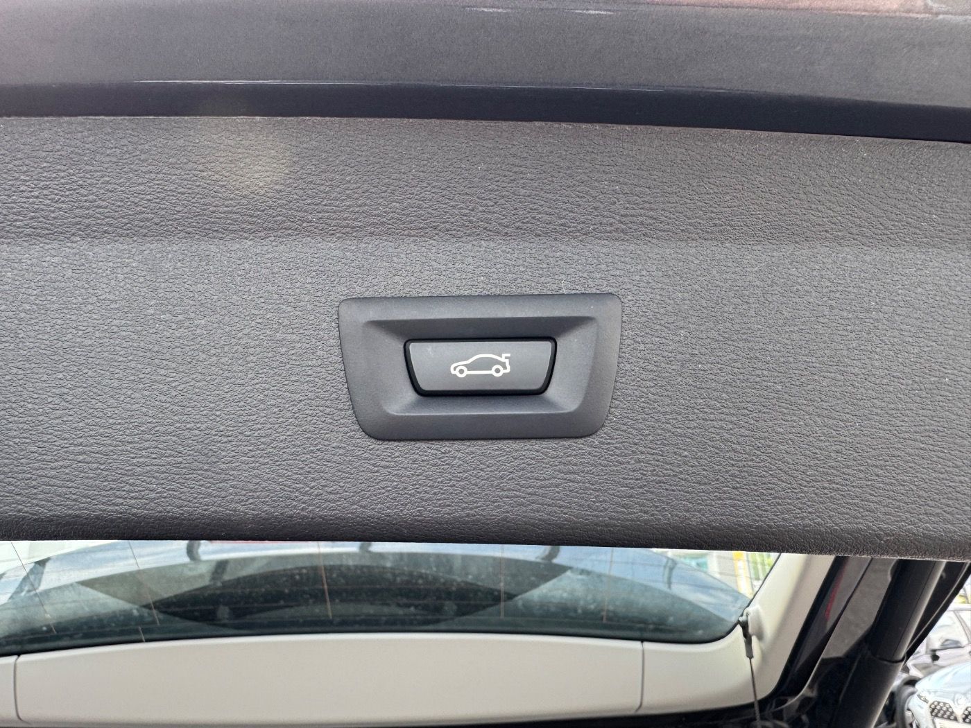 BMW X1 xDrive18d Aut. xLine - Samsaru's Car Outlet