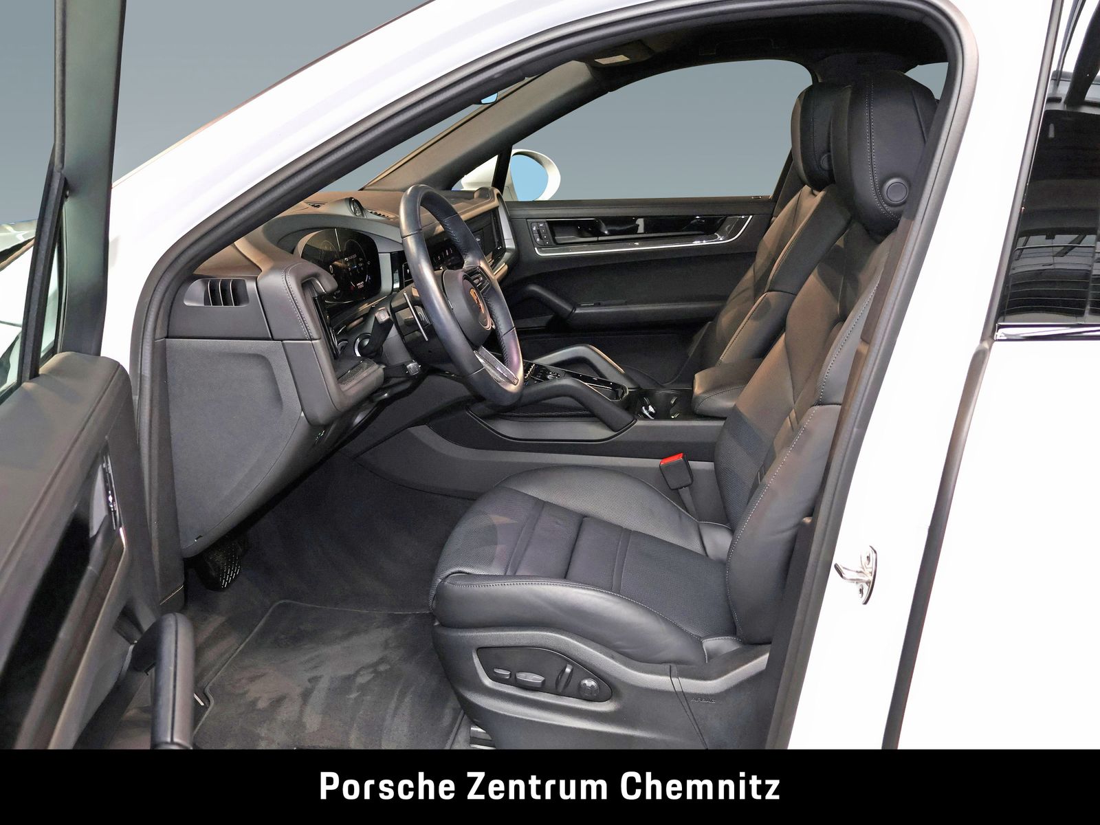 Porsche Cayenne E-Hybrid Coupé 4+1Sitze; 360°;Sitzbelüft