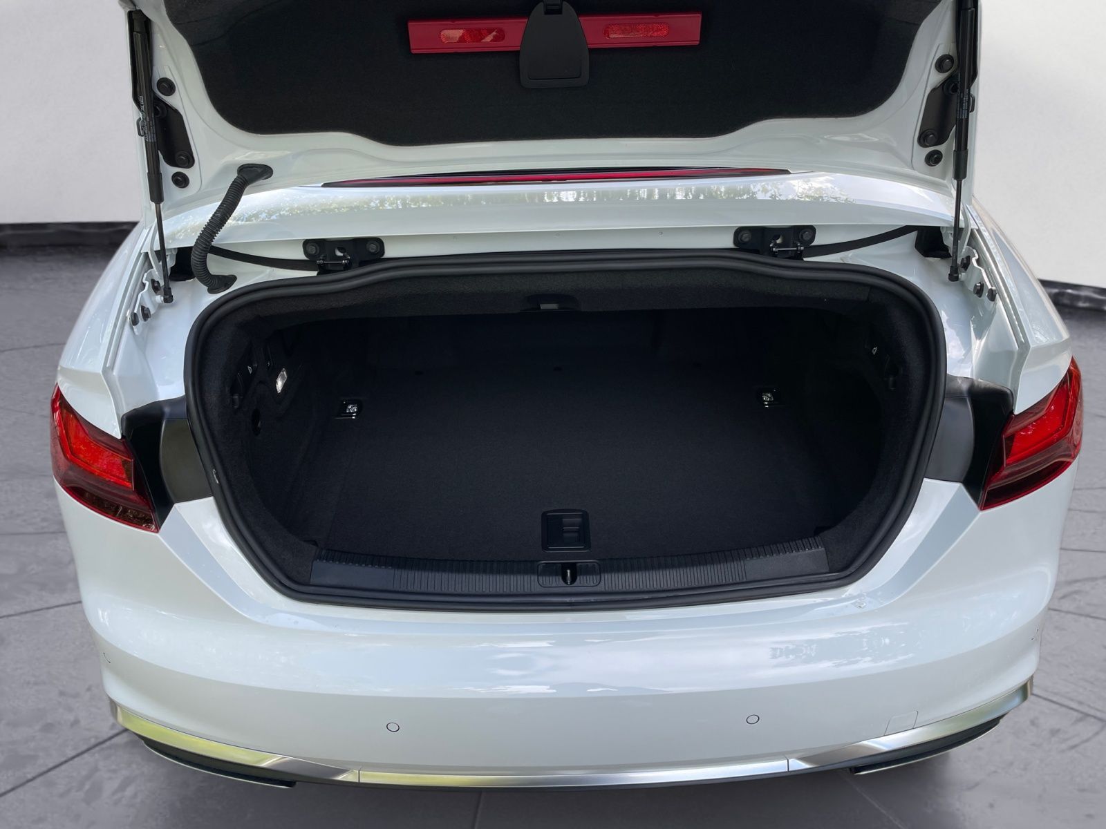 Audi A5 Cabriolet 40 TFSI Quattro S-Line Matrix/Kamer