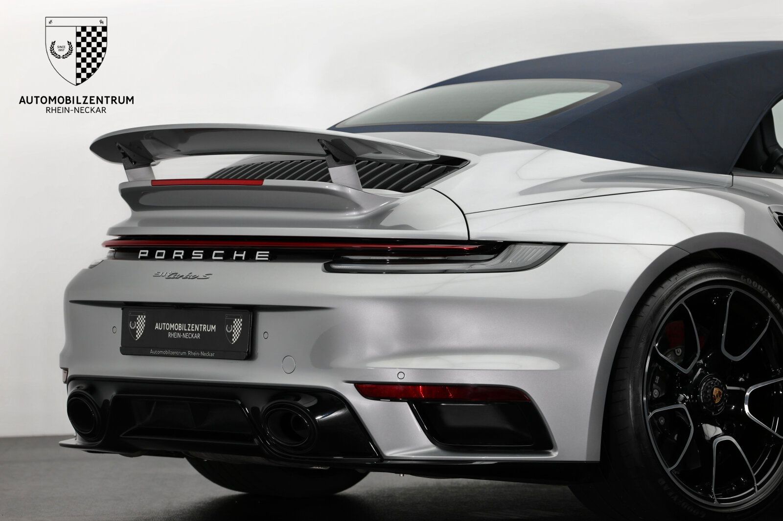 Porsche 992 Turbo S Cabrio InnoDrive/Sportabgas/Burmeste