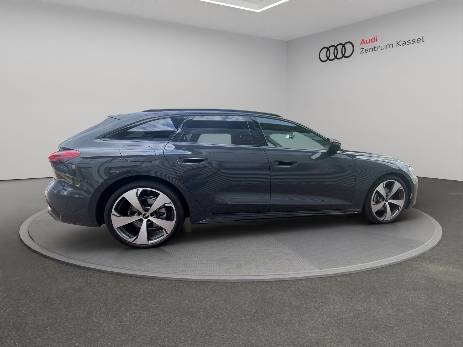 Audi A5 Avant TFSI quattro S line Matrix LED HuD B&O