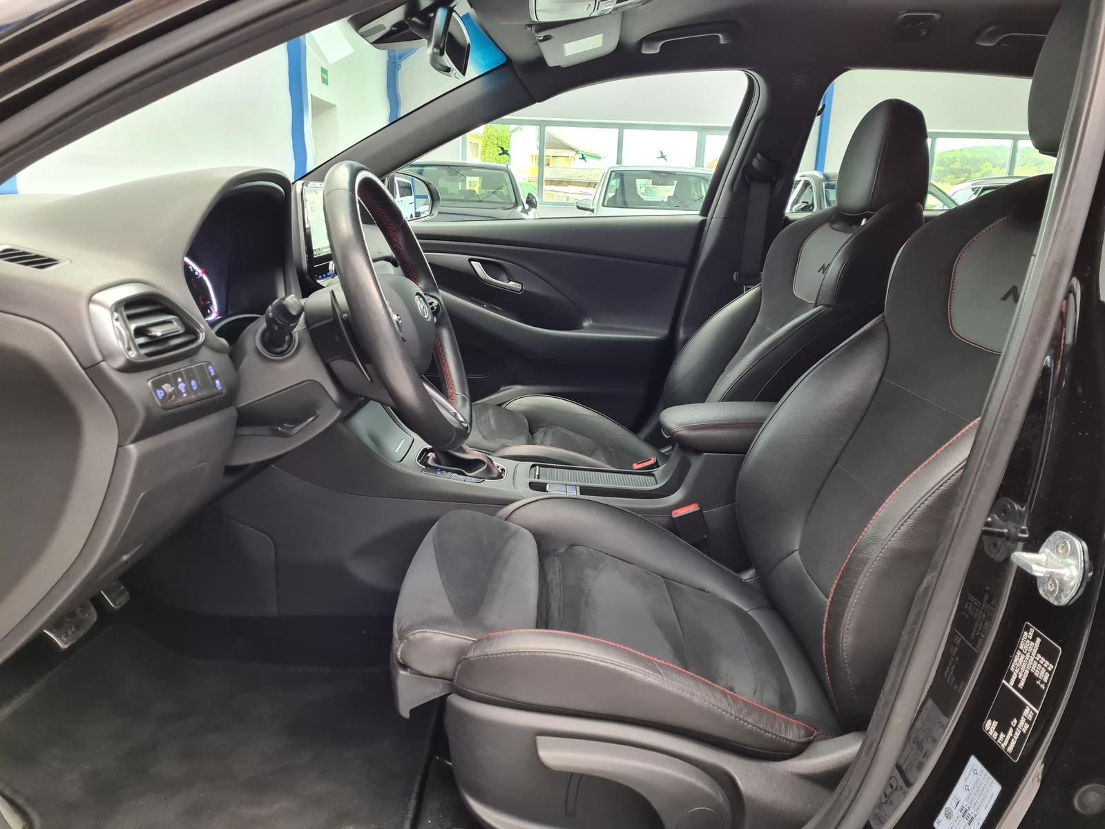 Hyundai i30 cw 1.5 T-GDI N Line - Samsaru's Car Outlet