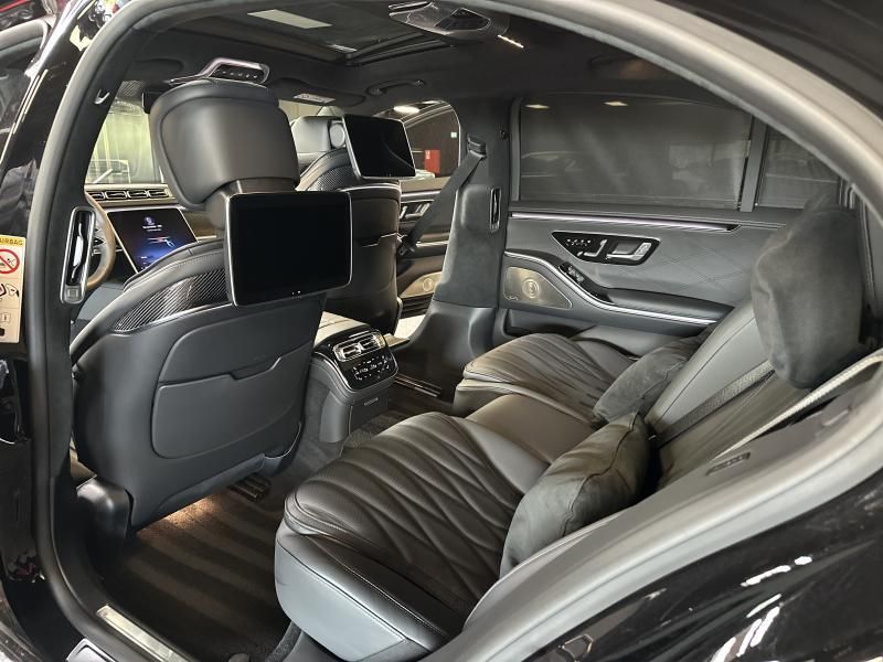 Mercedes-Benz S 63 AMG - Samsaru's Car Outlet