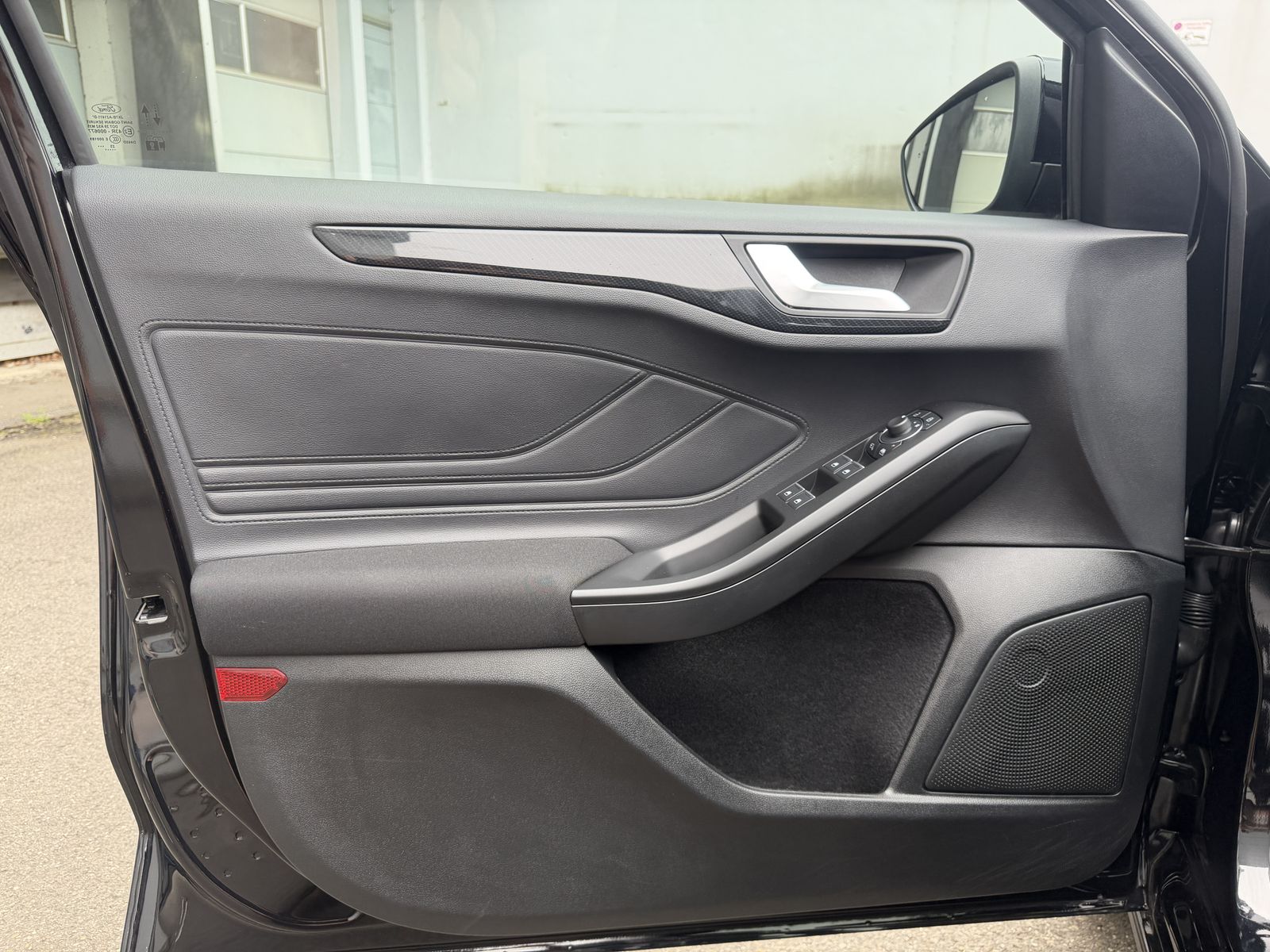 Ford Focus ST-Line LED Navi ACC-Tempomat Pano Kamera