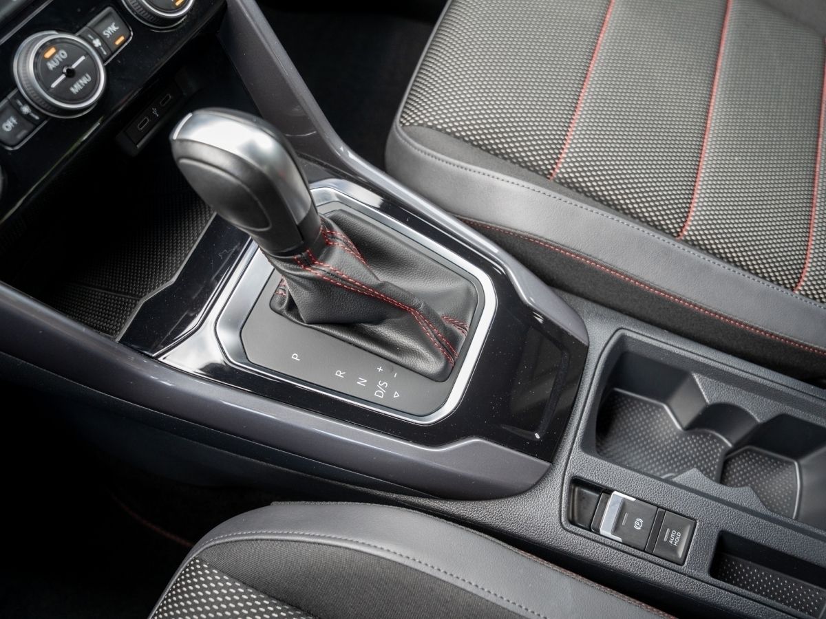 Volkswagen T-ROC Sport 1.5 TSI - Samsaru's Car Outlet