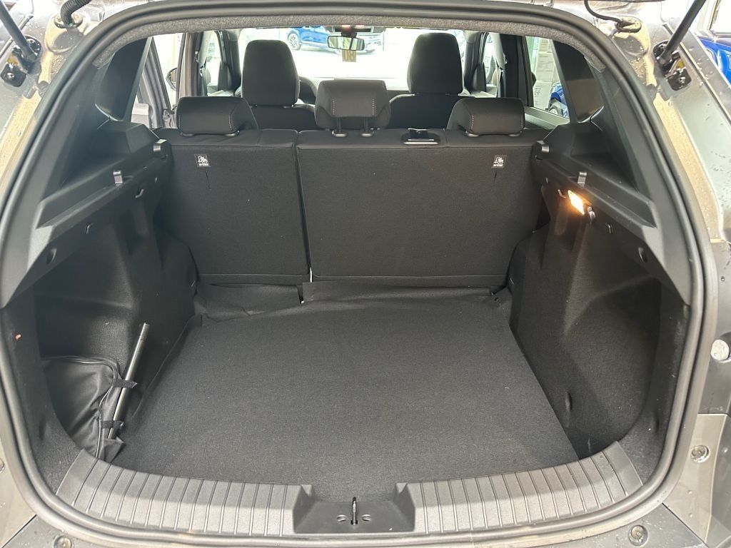 Dacia Duster Extreme HYBRID 140 - Samsaru's Car Outlet