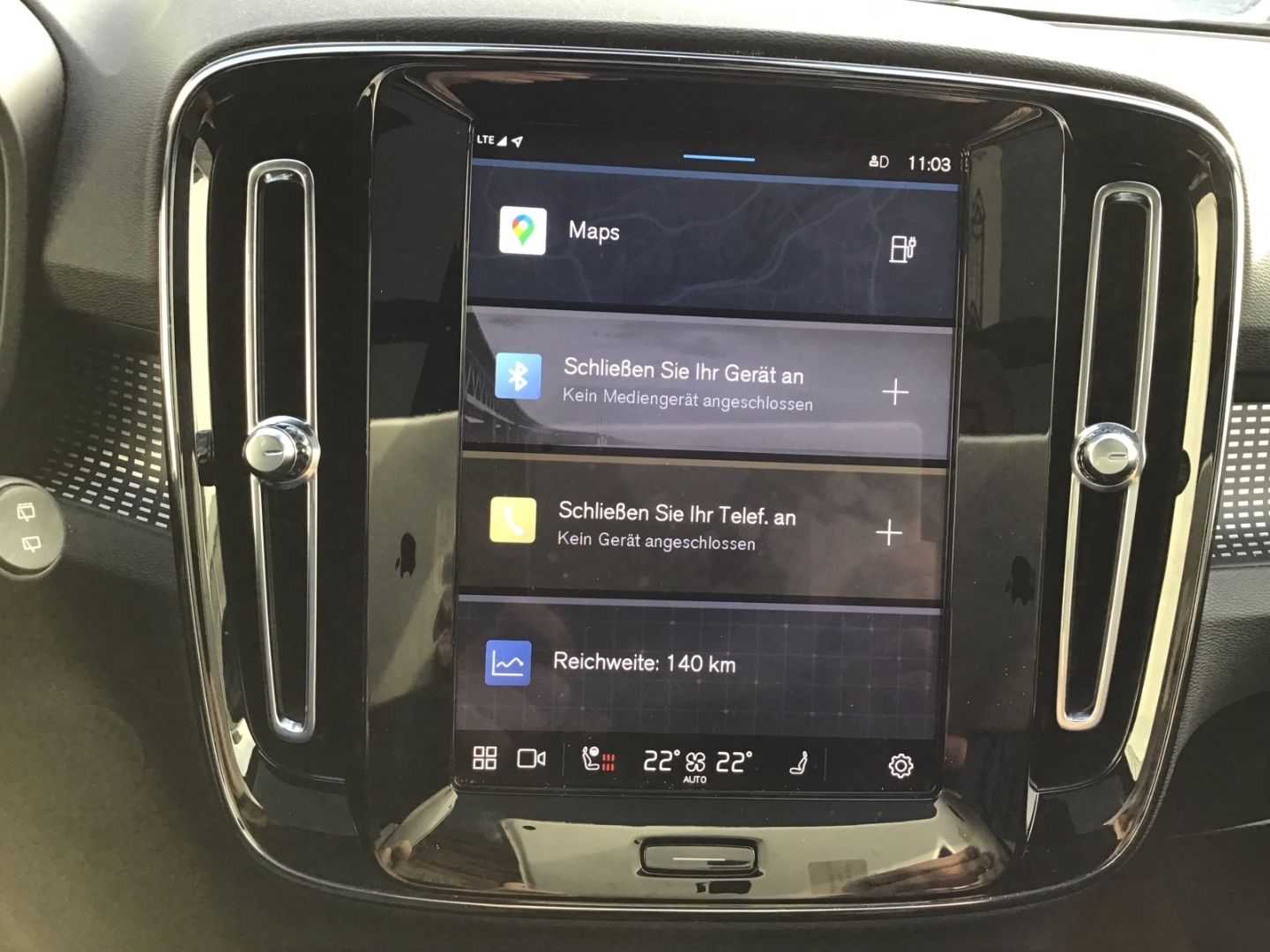 Volvo XC40 Pro Recharge AWD Cam AHK PanoDach