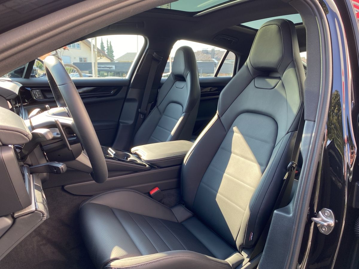 Porsche Panamera 4 E-Hybrid |Active Ride | Head-Up