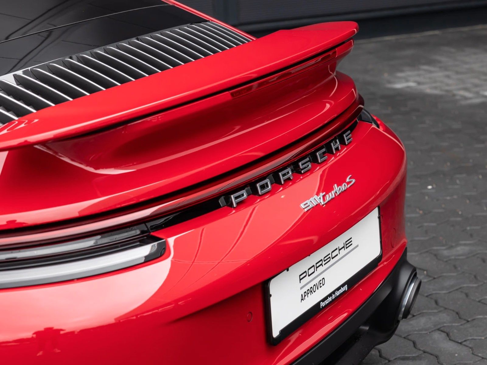 Porsche 992 911 Turbo S - Samsaru's Car Outlet