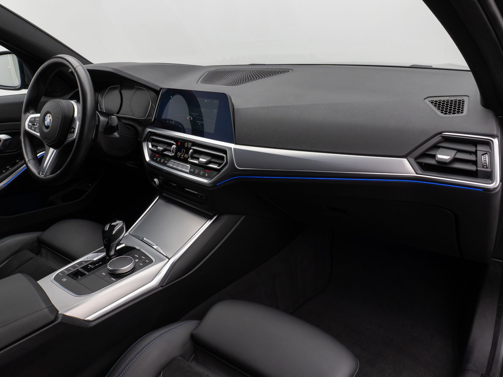 BMW 320d M Sport - Samsaru's Car Outlet