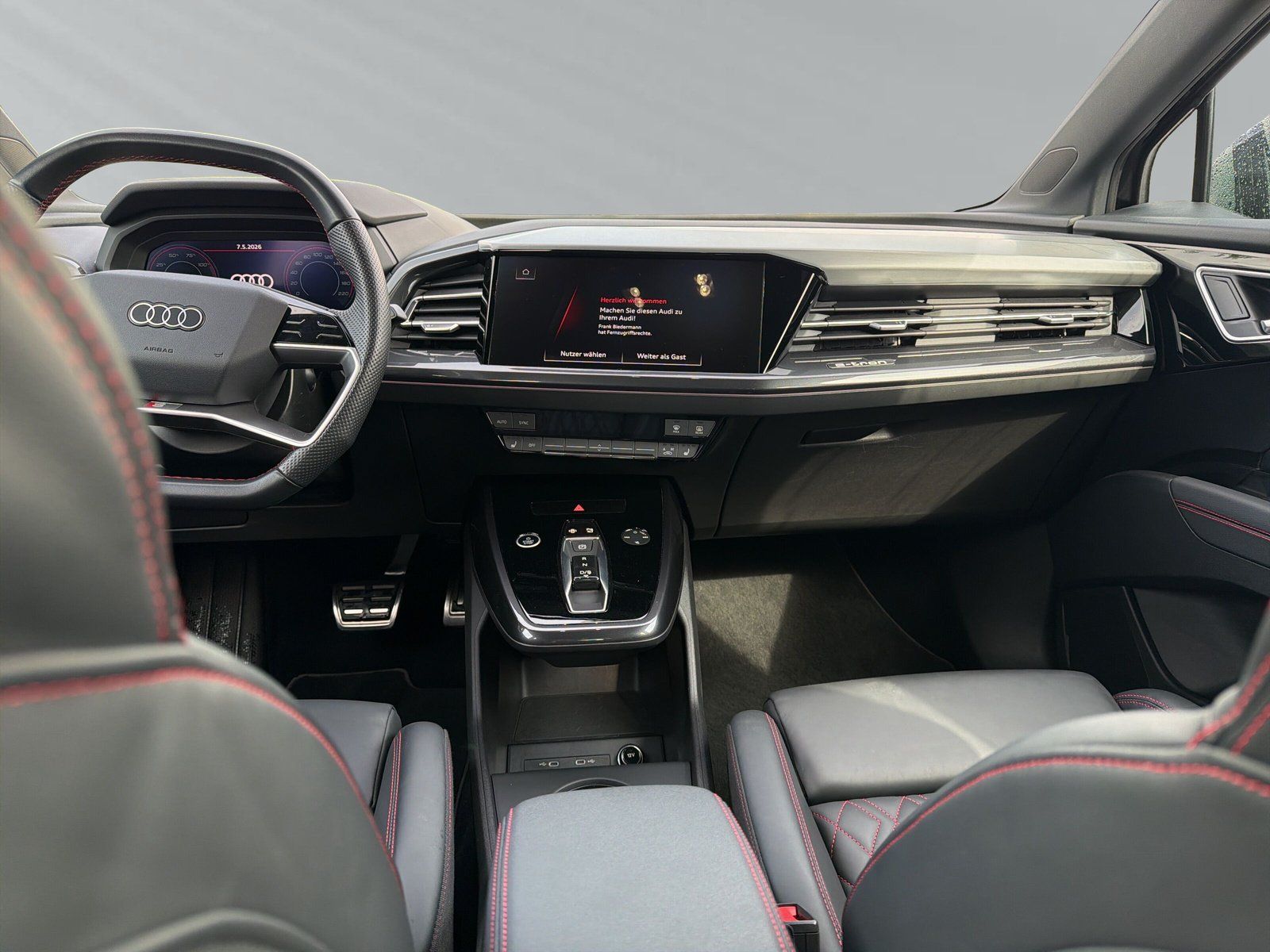 Audi Q4 e-tron Sportback quattro S line *PANO*AHK*NAV