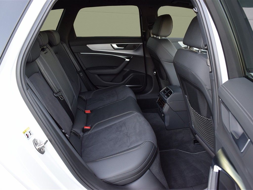 Audi A6 Avant 45 TFSI quattro S-line - Samsaru's Car Outlet