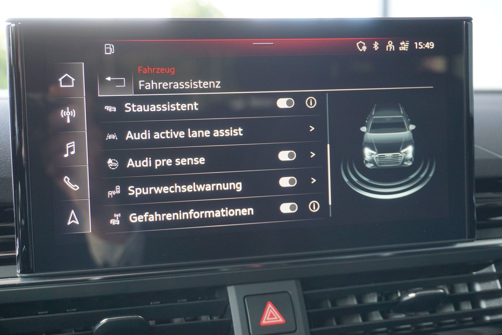 Audi A4 Avant 40 TDi S tronic S line - Samsaru's Car Outlet