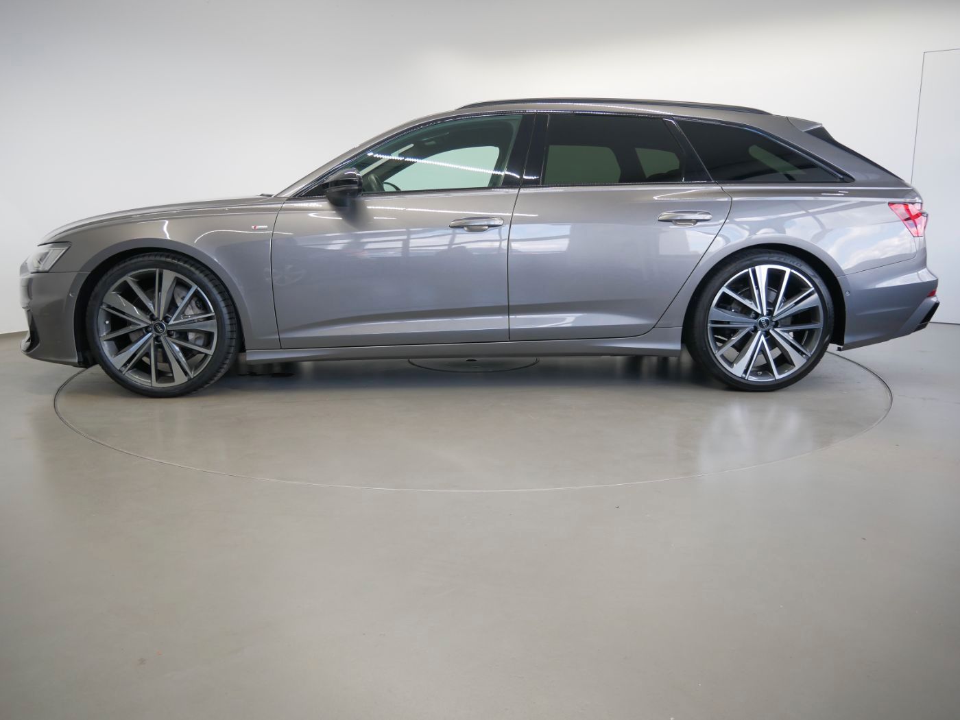 Audi A6 Avant 55 TFSI quattro S line S tro. MATRIX AH