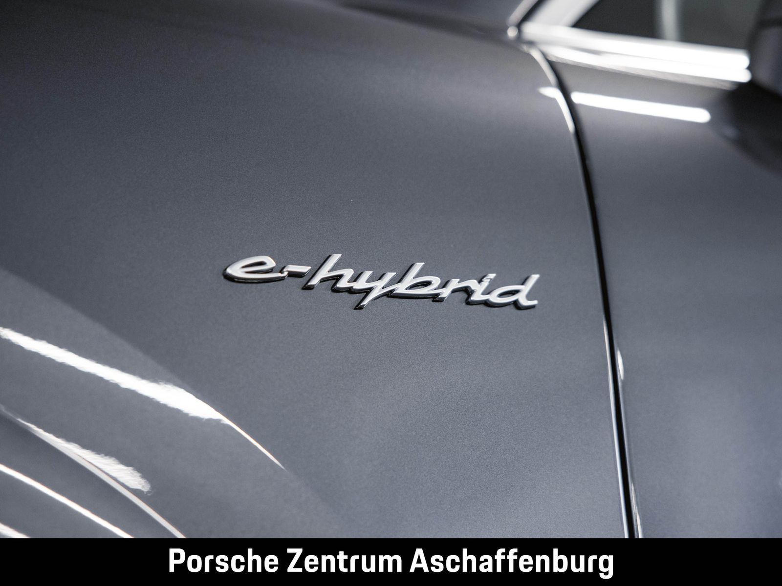 Porsche Cayenne E-Hybrid Sportabgasanlage Sportlenkrad