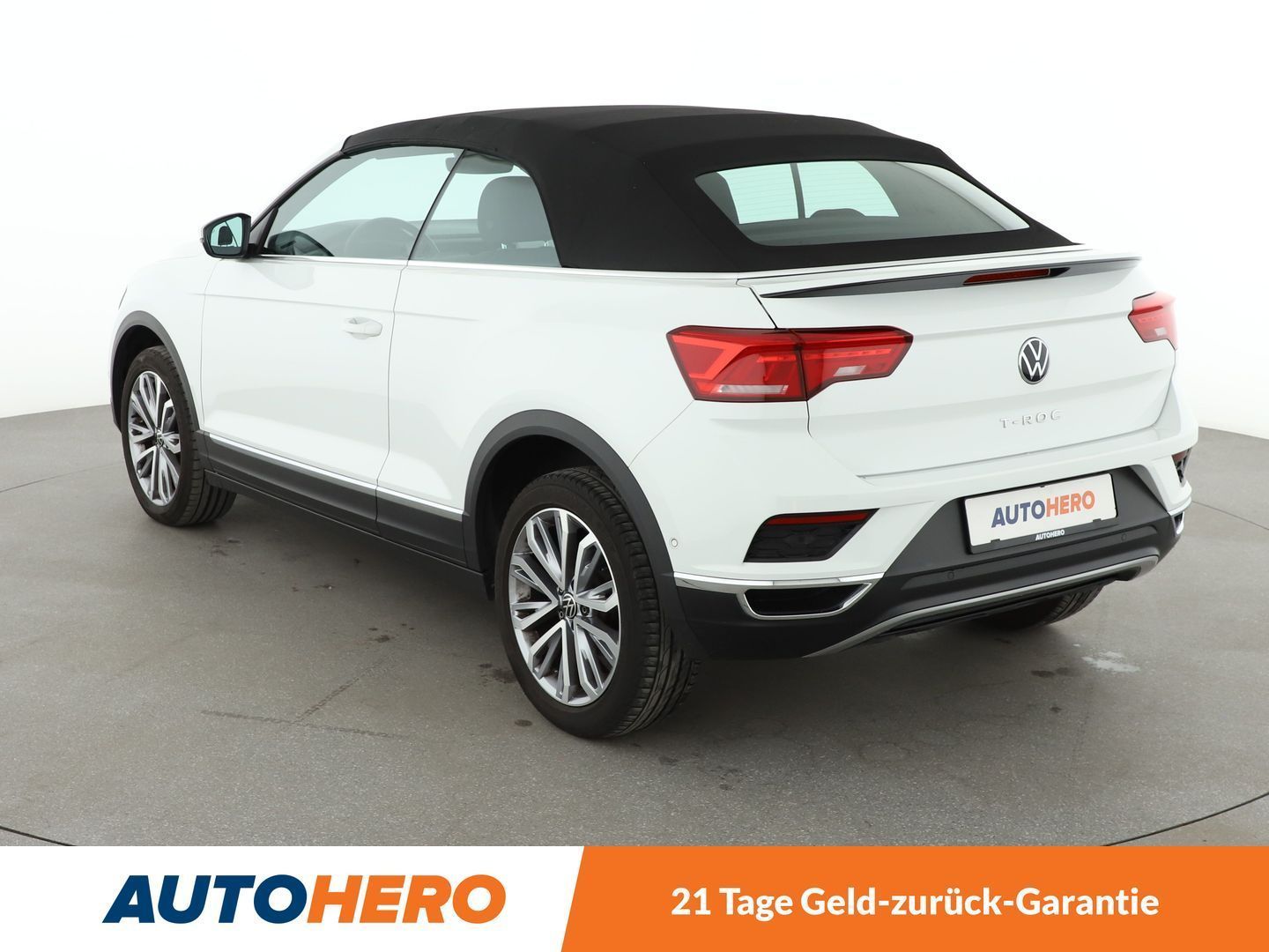 Volkswagen T-Roc 1.5 TSI ACT Style - Samsaru's Car Outlet