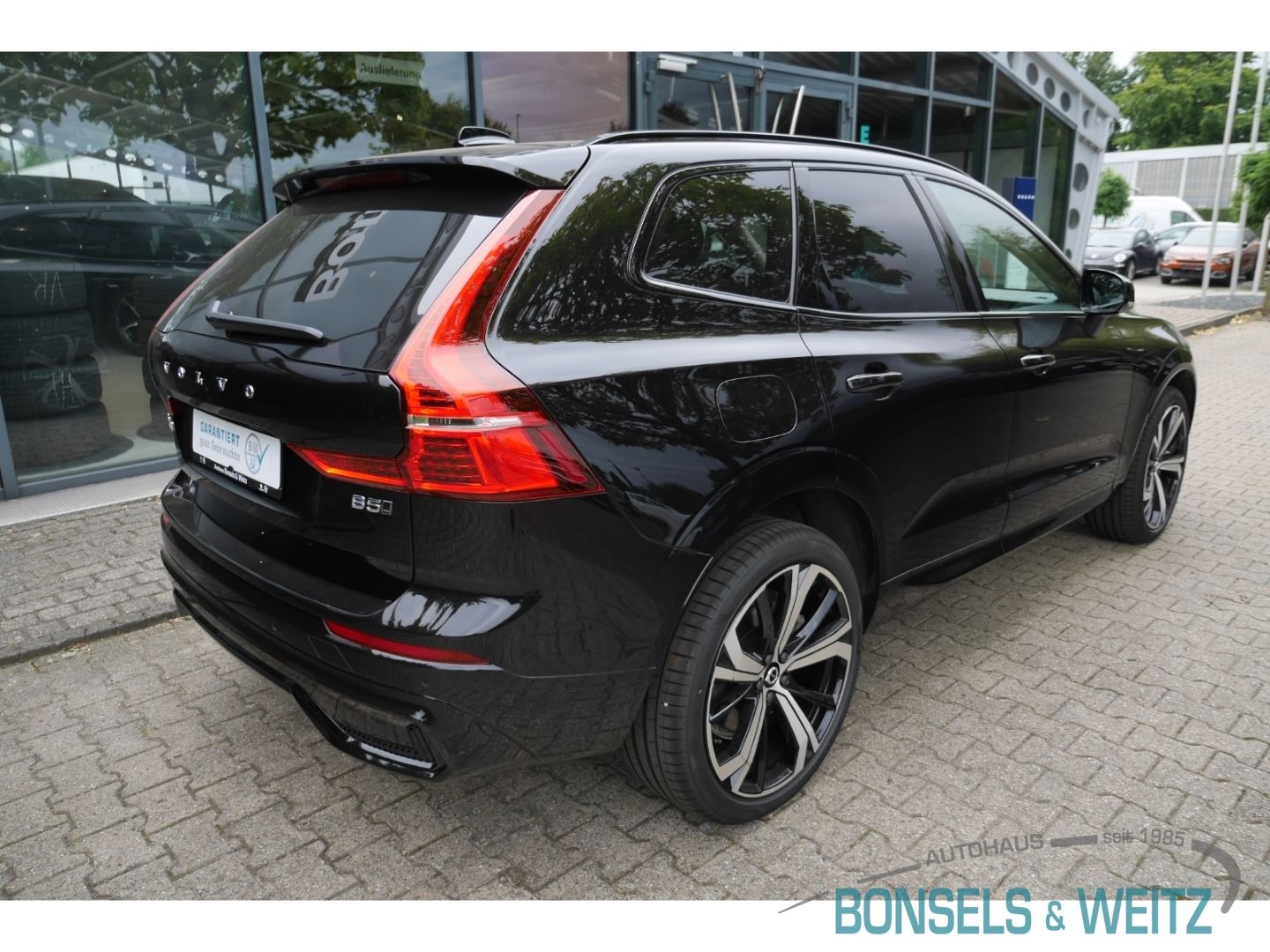 Volvo XC60 Ultra Dark Benzin EU6d B5 AWD MILD-HYBRID H