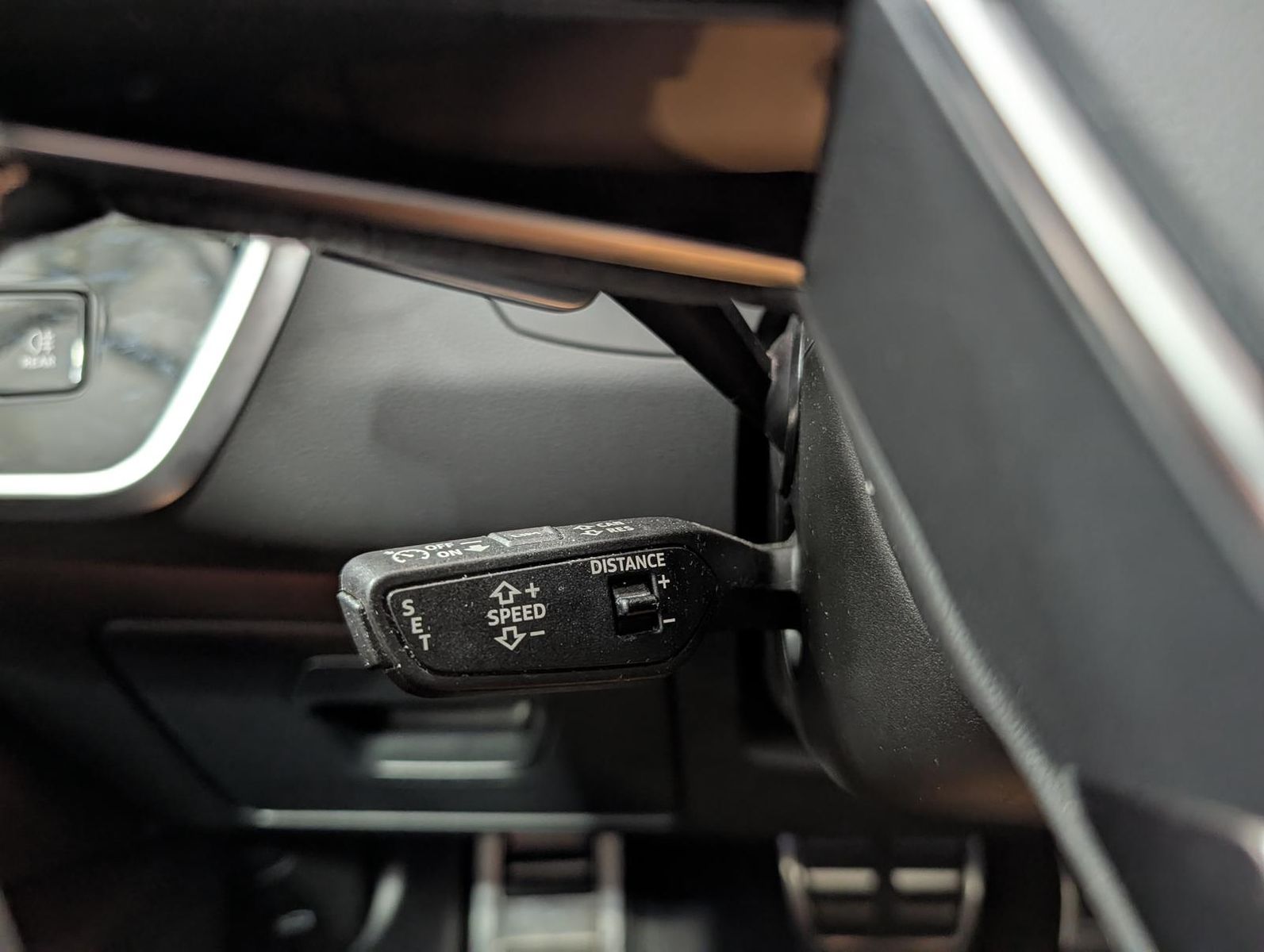 Audi RS6 Avant 4.0 TFSI quattro Standhzg.|HuD|B&O|AHZ