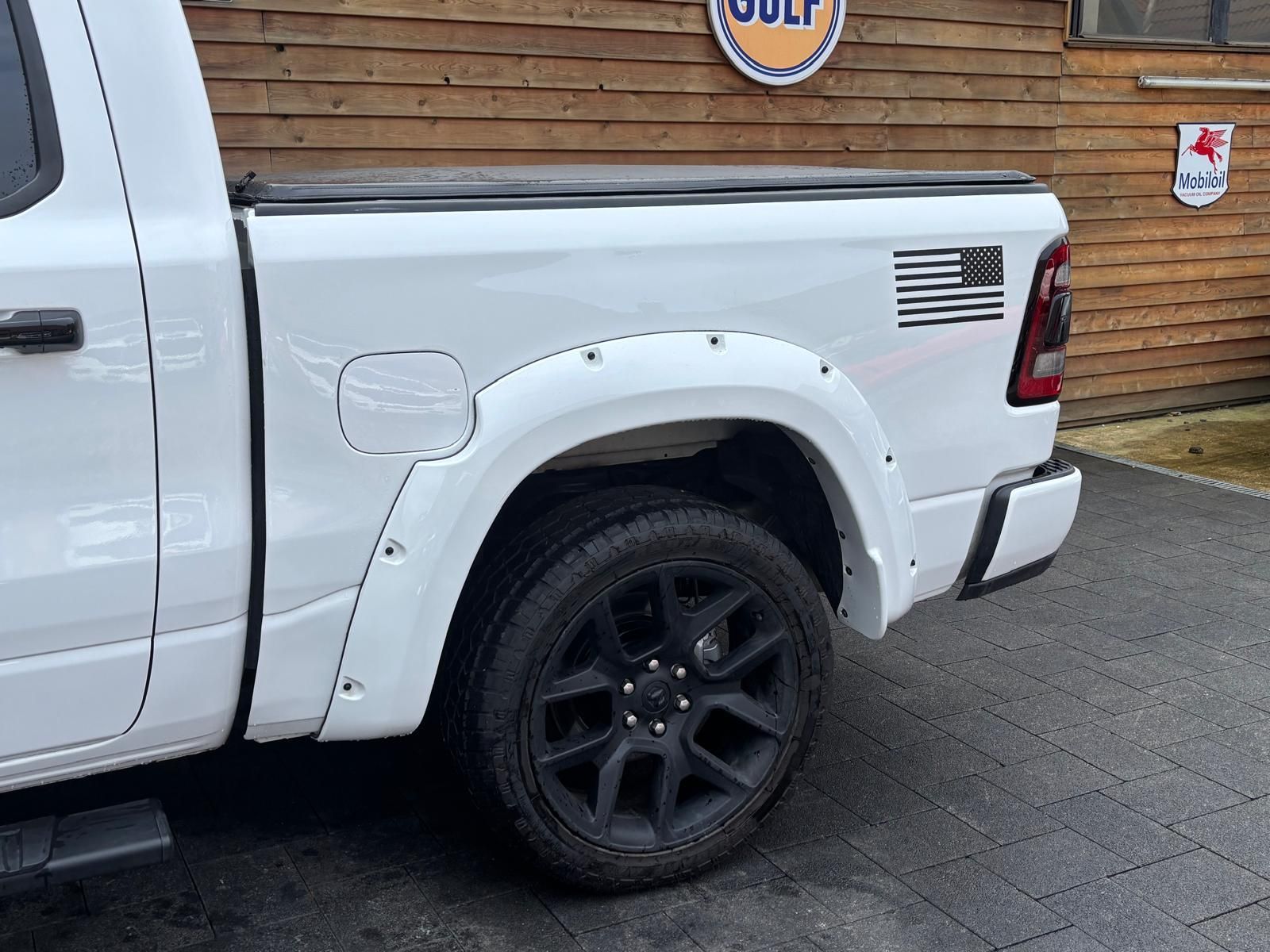 Dodge RAM 1500 Laramie 5.7L 12Zoll Display 4x4 LPG AHK