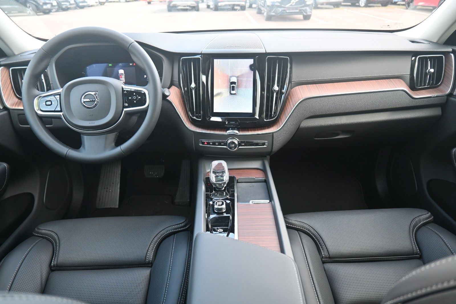 Volvo XC60 B4 D AWD Ultimate Dark*STDHZG*360°*LUFT*ACC