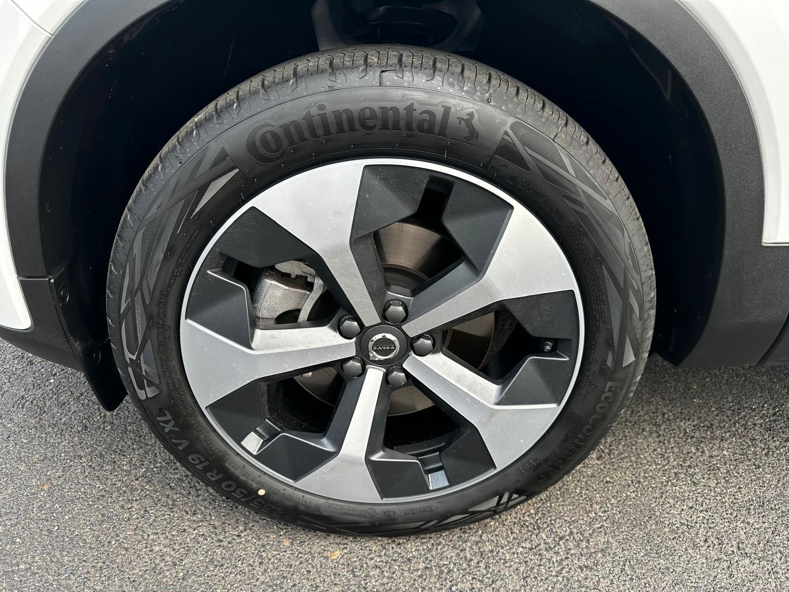 Volvo XC40 B3 Plus Dark Leder,AHK,Pano,360°,BLIS,ACC