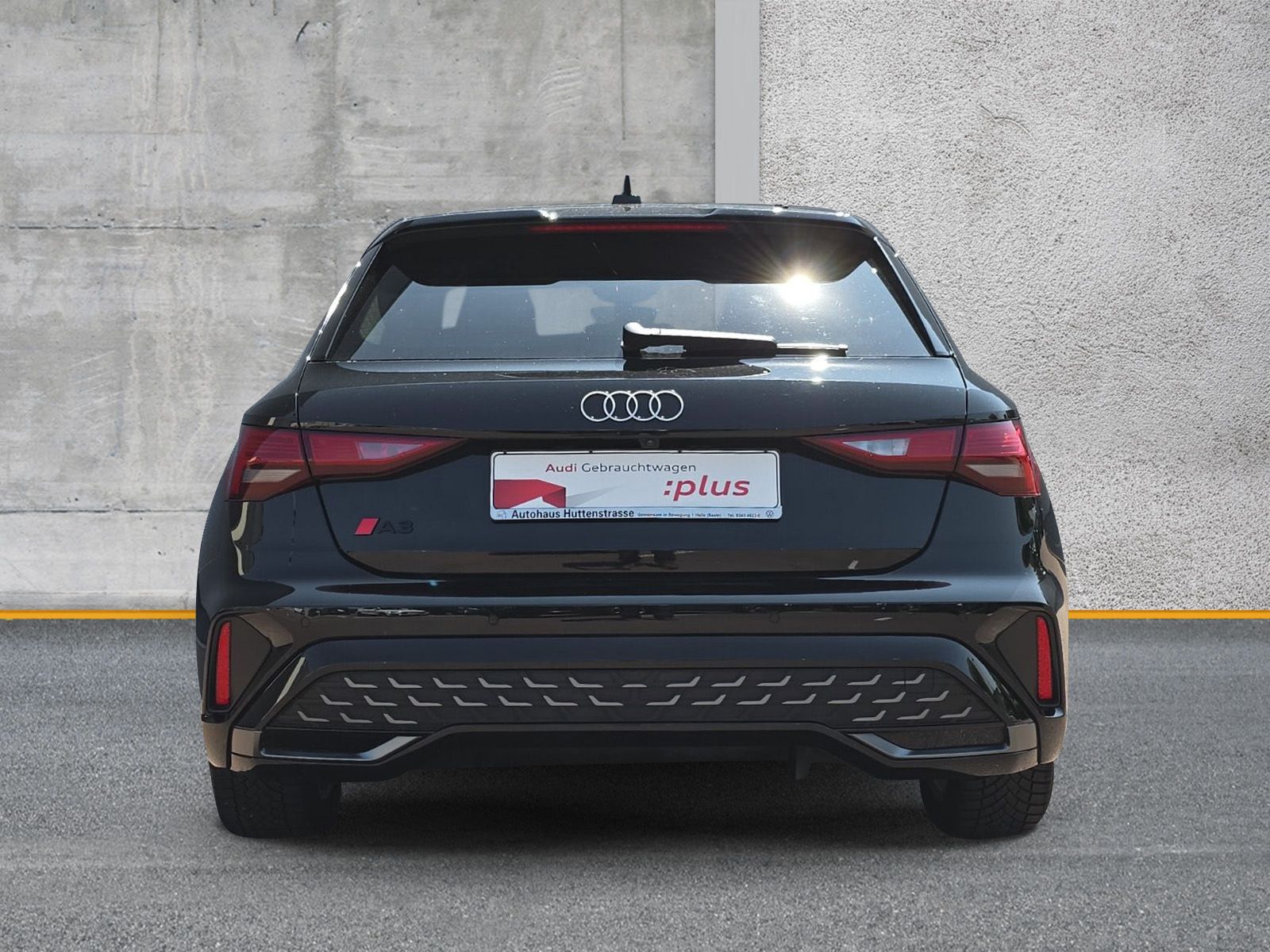 Audi A3 Sportback 35 TFSI S line - Samsaru's Car Outlet
