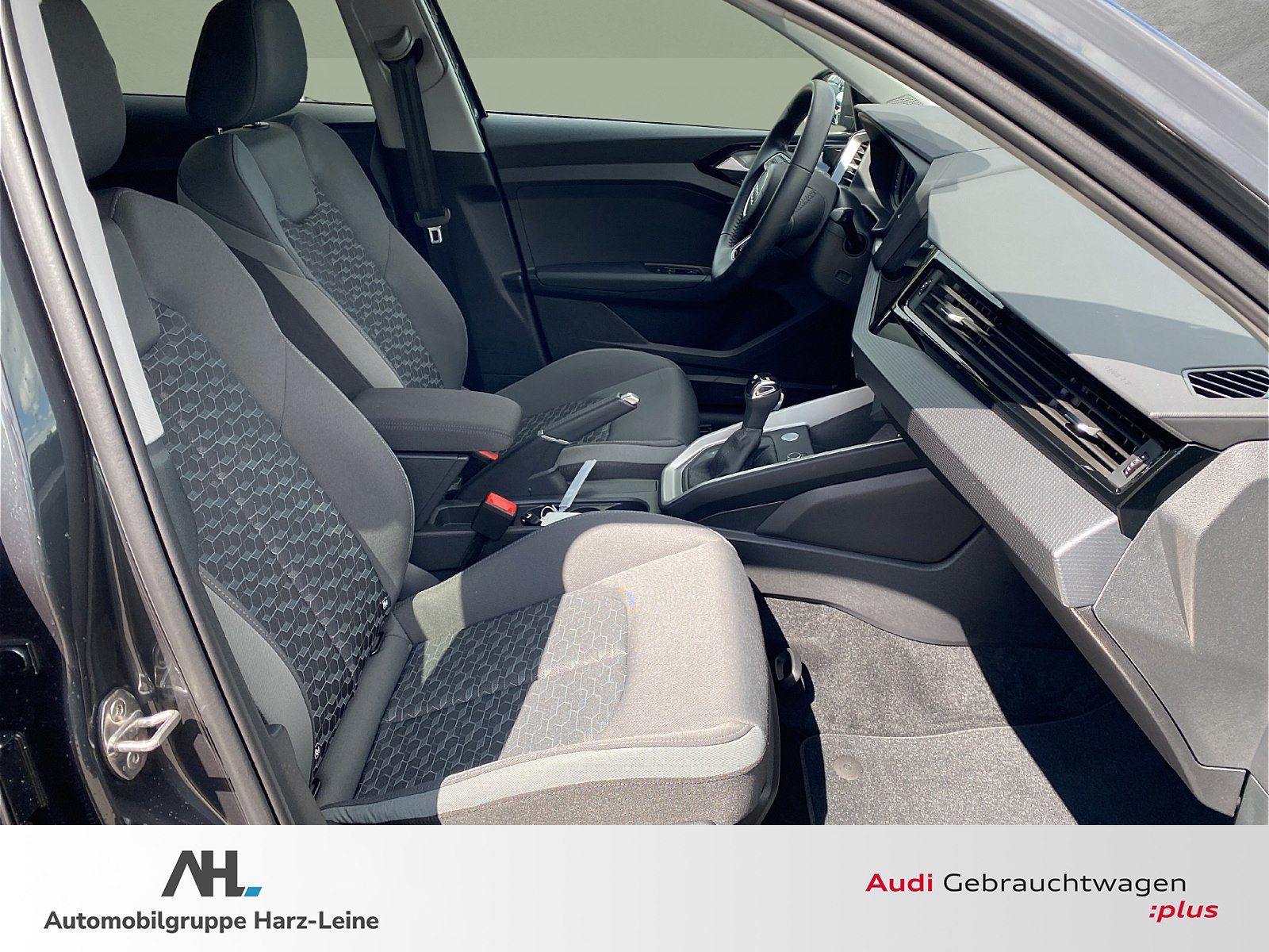 Audi A1 Sportback 30 TFSI advanced S-tronic - Samsaru's Car Outlet