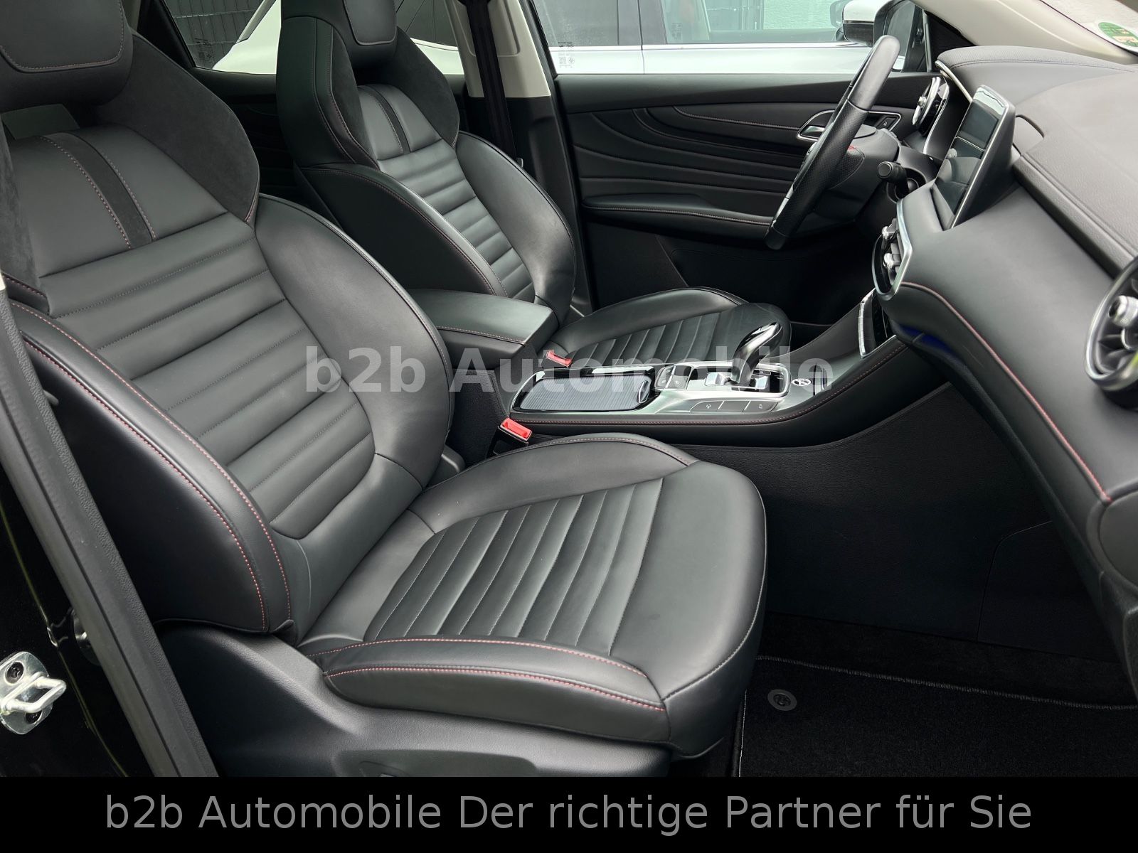 MG EHS Luxury PHEV/Pano/Key/LED/Virtual/Anhänger!!