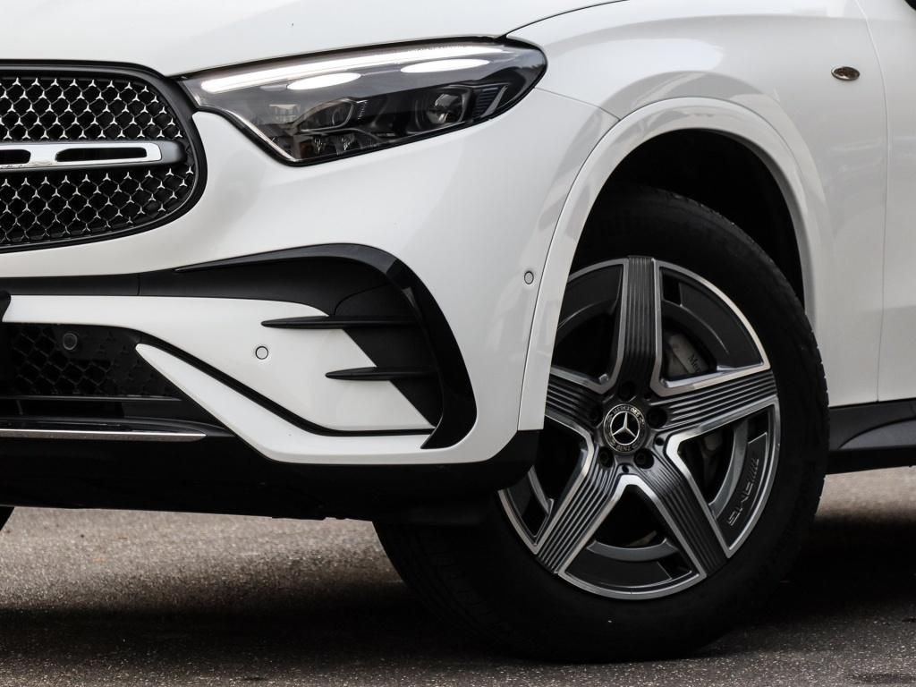 Mercedes-Benz GLC 300 e 4M AMG-Sport/Pano/AHK/Distr/360/Memory