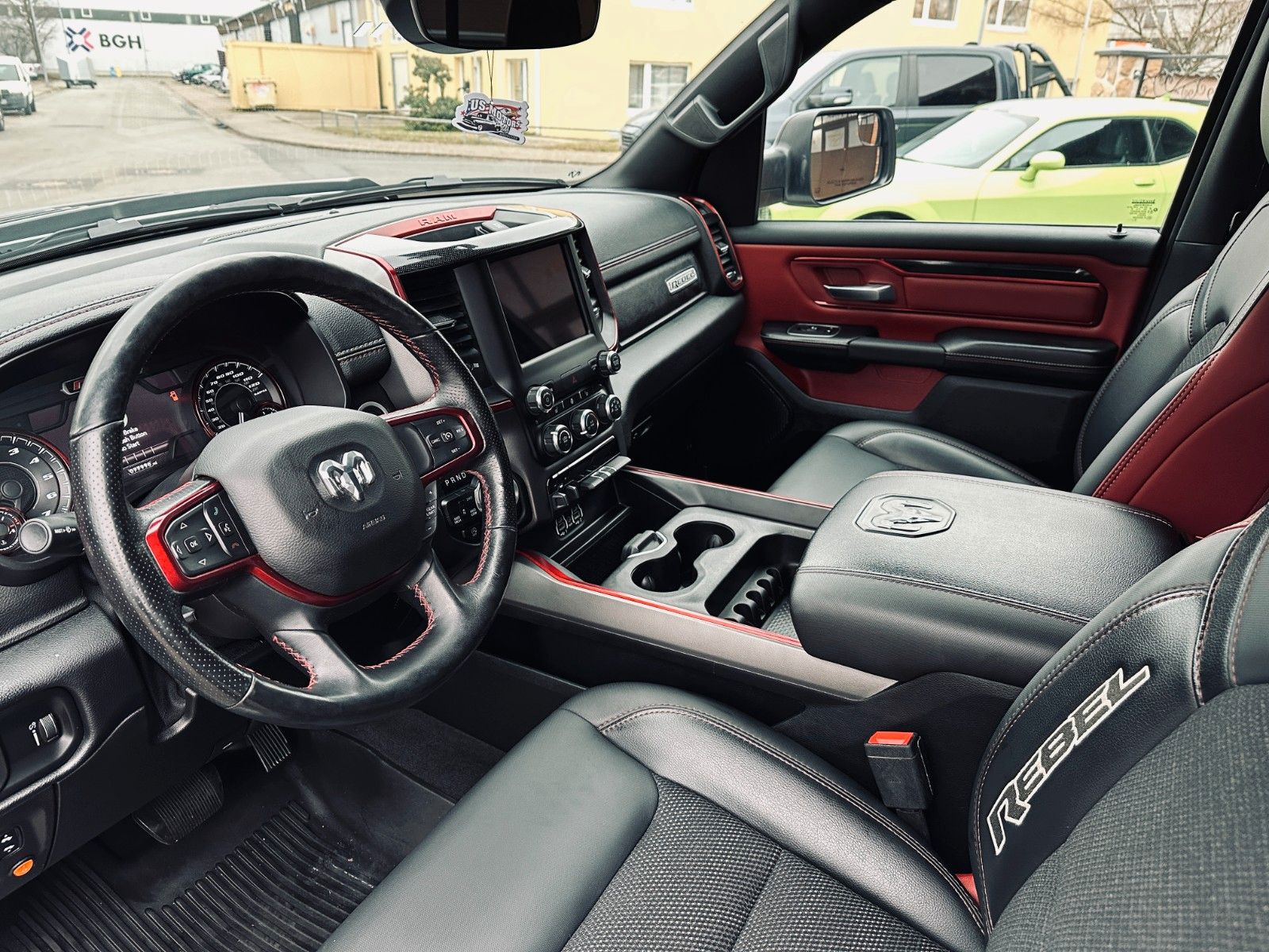 Dodge 5.7 V8*4X4*REBEL*LEDER*LED*NAVI*AHK*MFL*GARANTIE