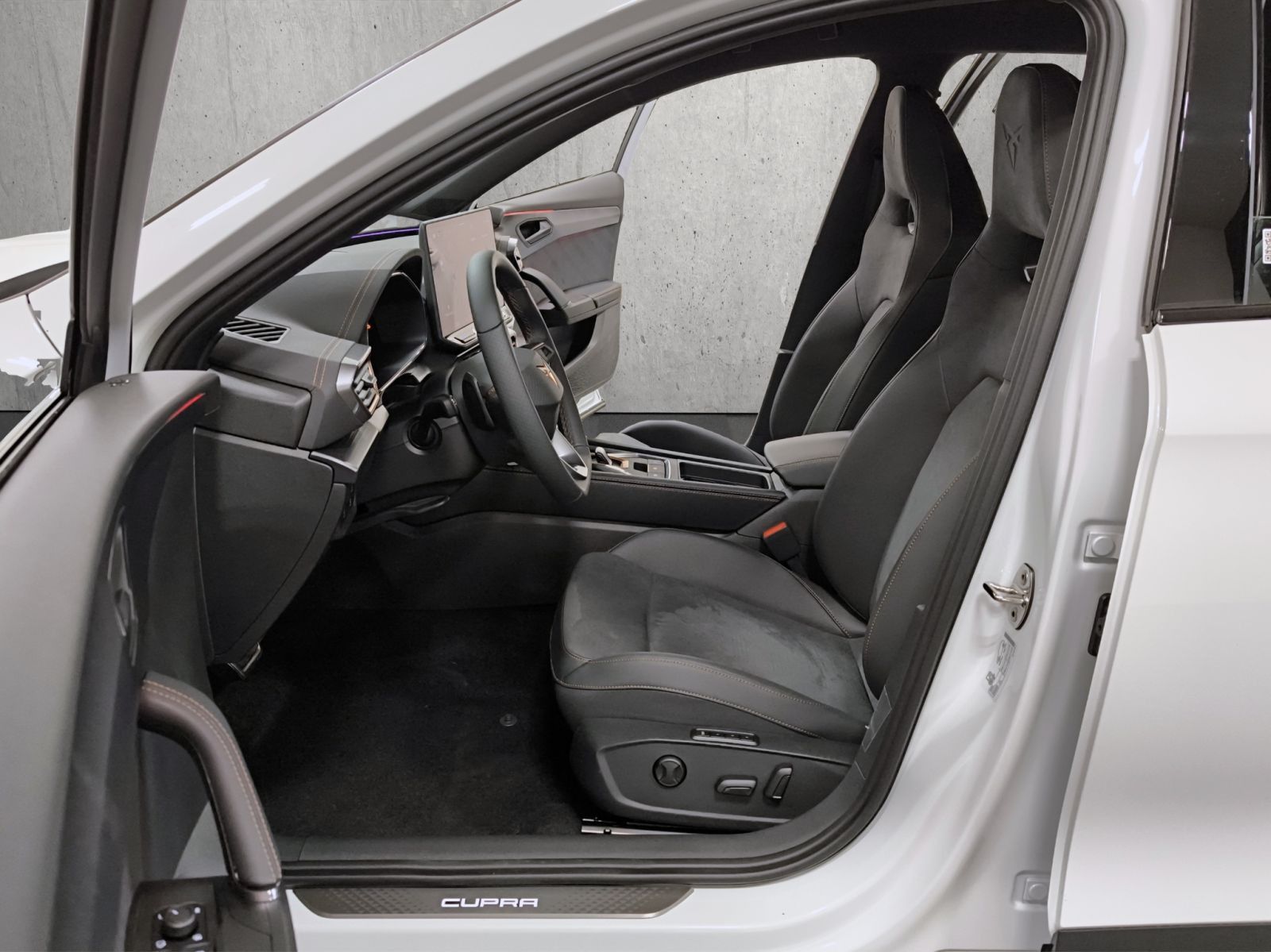 Cupra Formentor 2.0 TSI VZ DSG 4Drive,AHK,Matrix,Navi