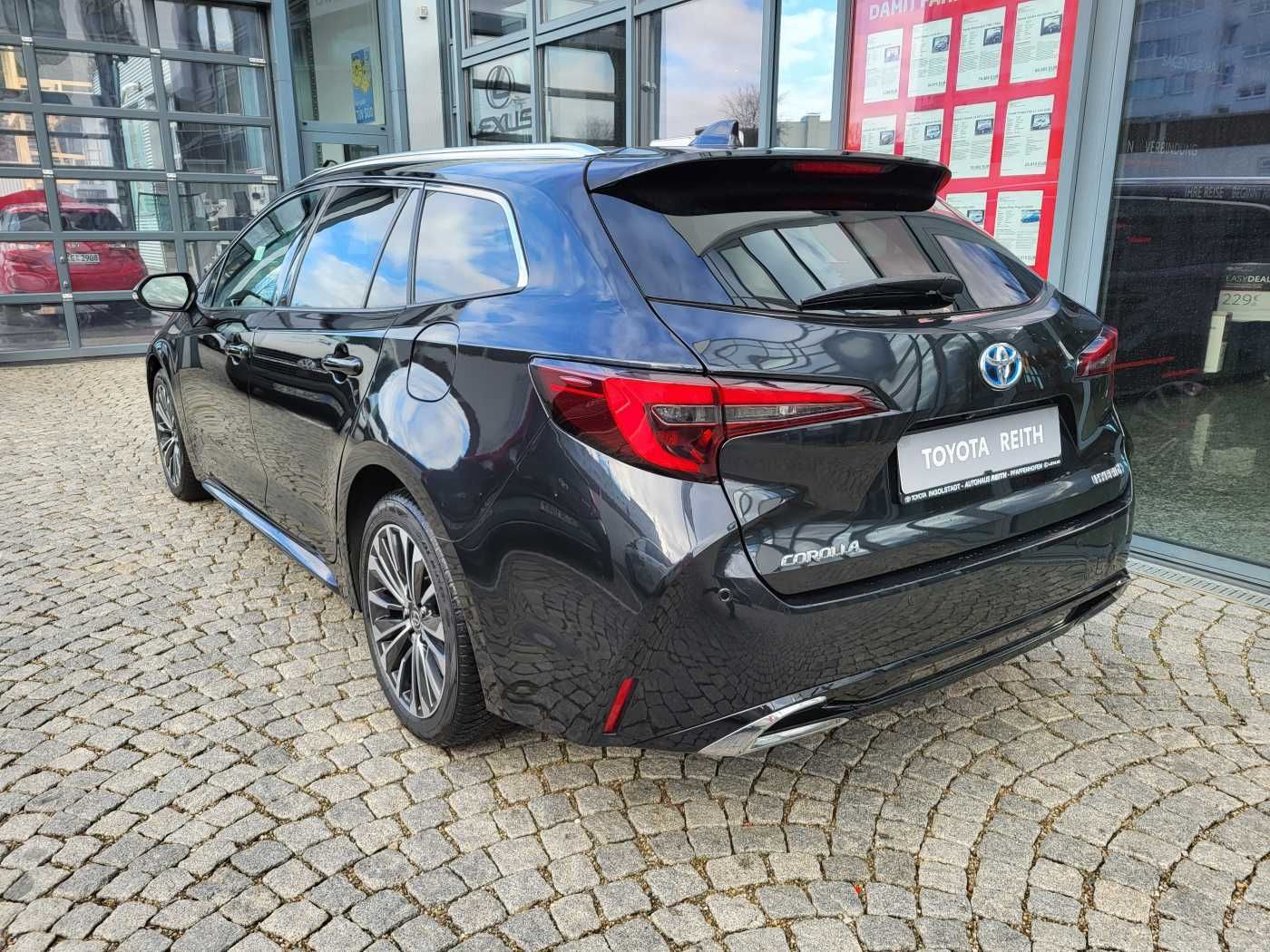 Toyota Corolla 1.8 Hybrid - Samsaru's Car Outlet