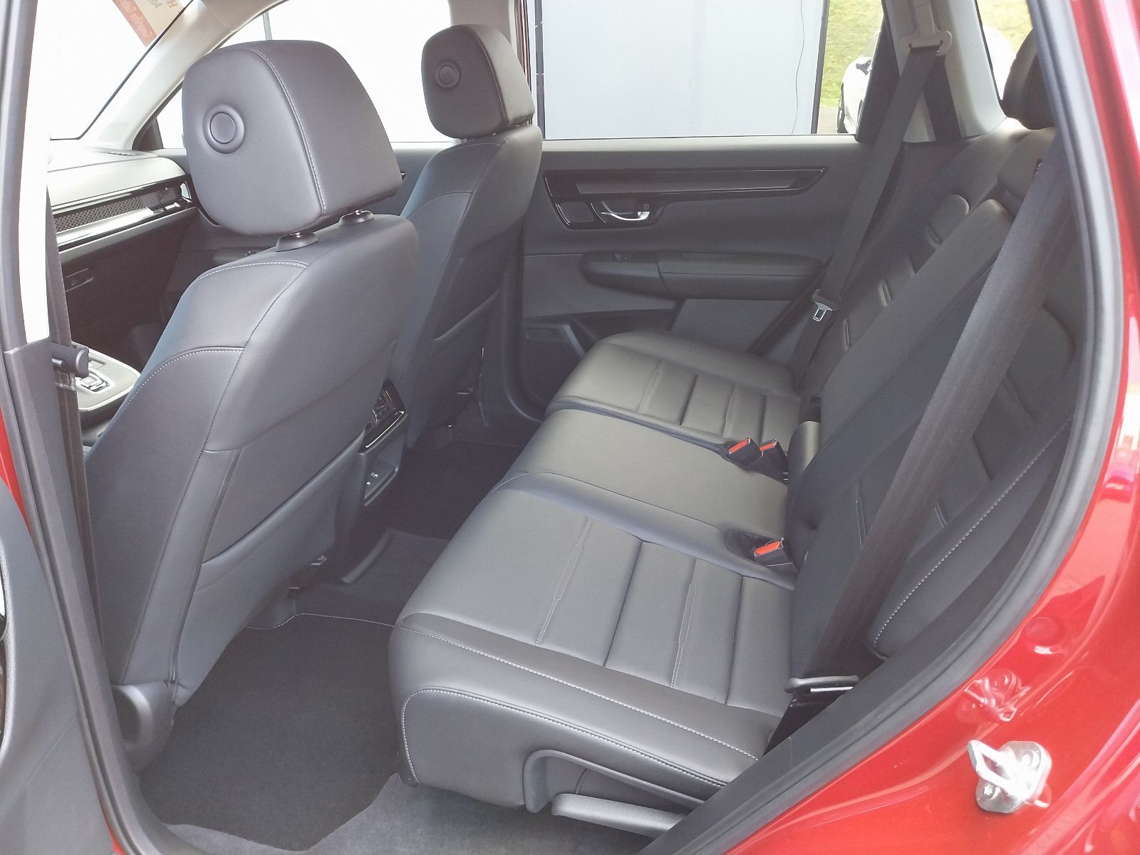Honda CR-V 2,0 e:HEV Elegance AWD Navi/LED/Kamera