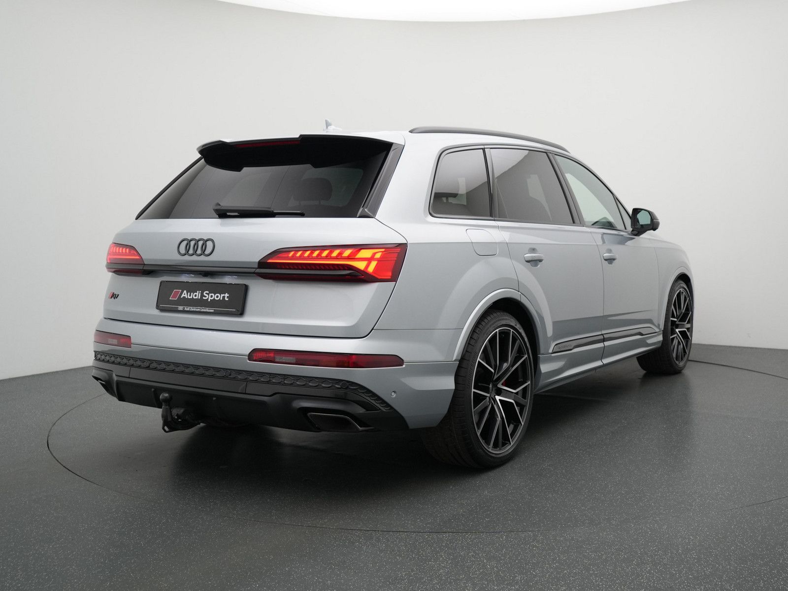 Audi Q7 50 TDI S line 7-SITZE LUFT AHK MATRIX STANDH