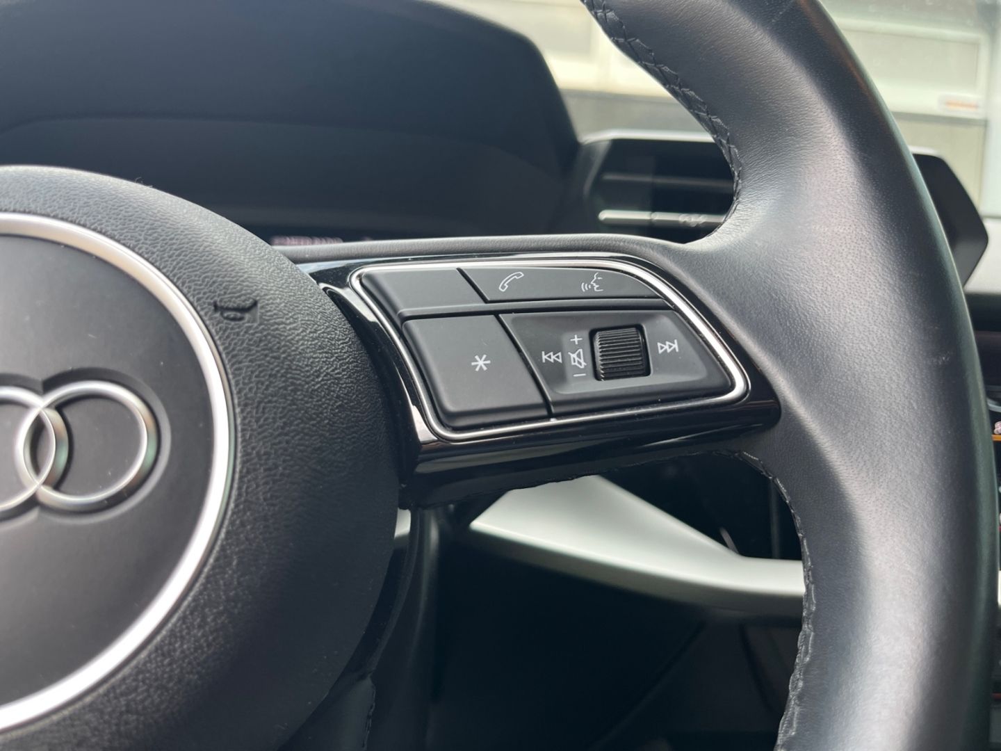 Audi A3 40 TFSI Sportback quattro - Samsaru's Car Outlet