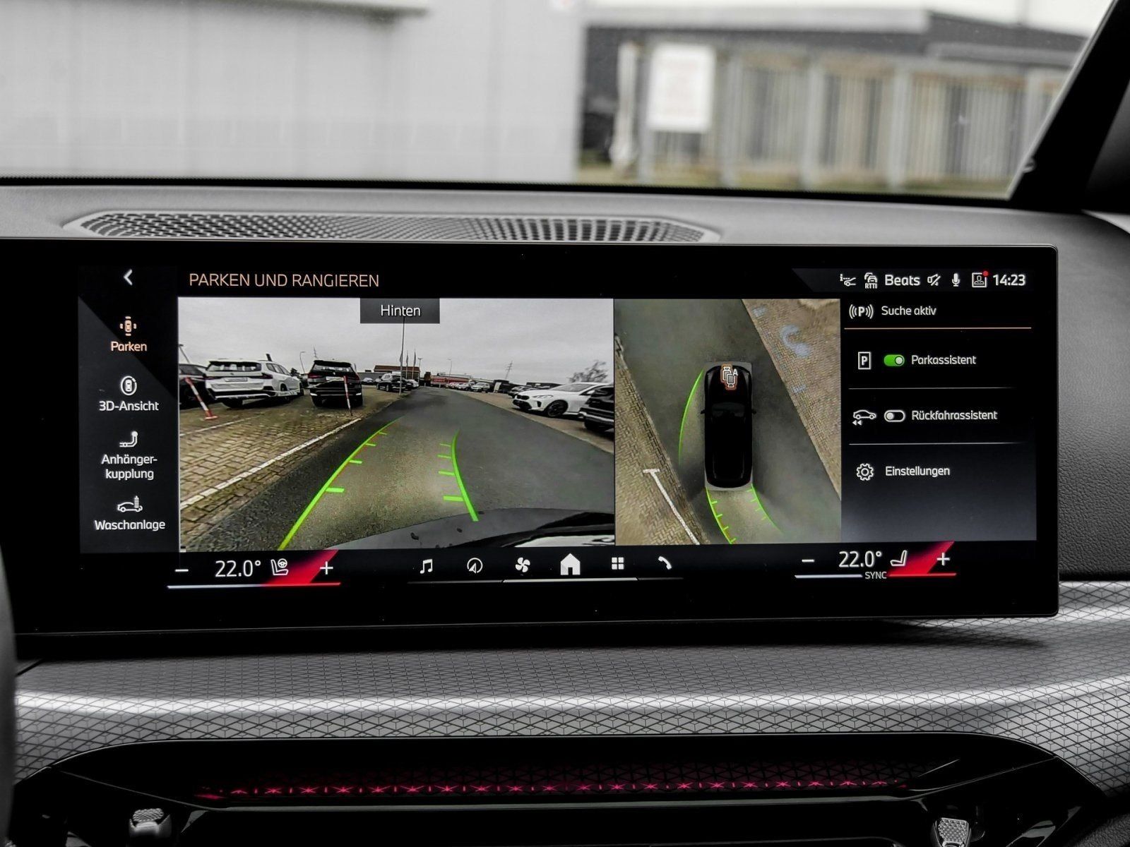 BMW 320i M Sport HuD RFK Pano AHK LED