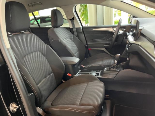Ford Focus Turnier 1.0 Titanium+Lenkradheizung+Sitzhe