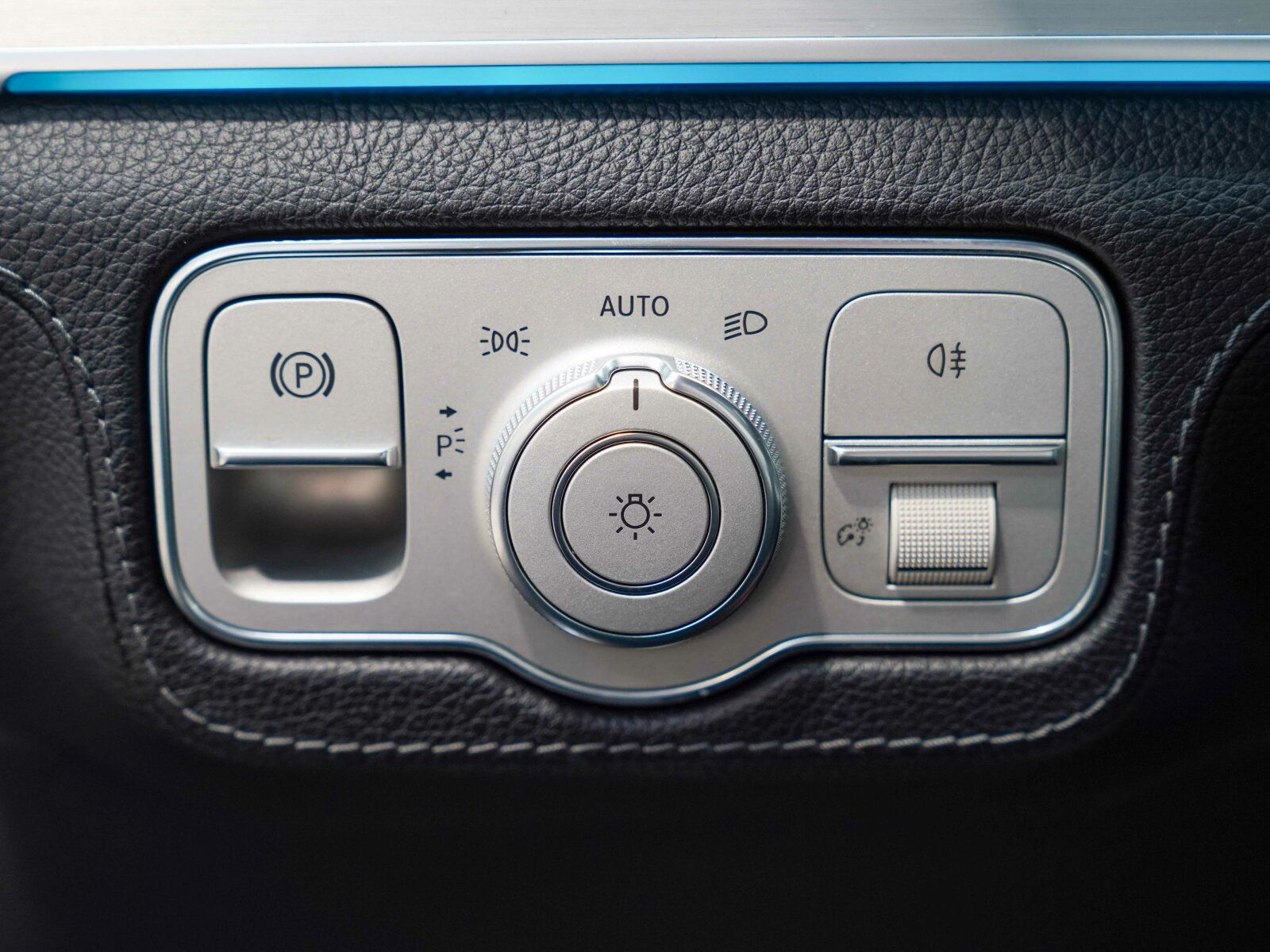 Mercedes-Benz GLE 350 e 4M Fond Entertainment Pano Head-up DAB