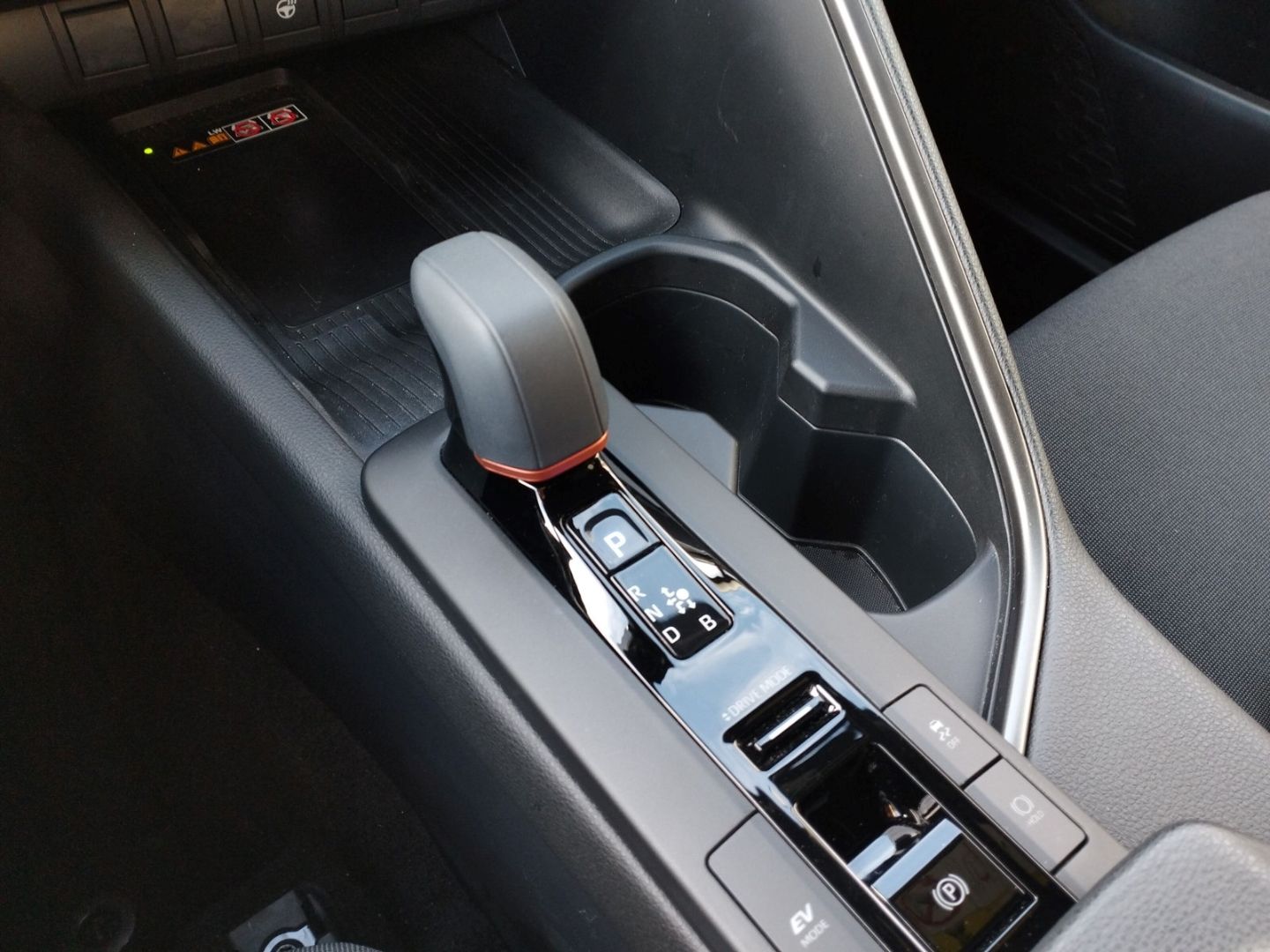 Toyota C-HR Hybrid Team D 1,8-l Technik-P Navi LED ACC