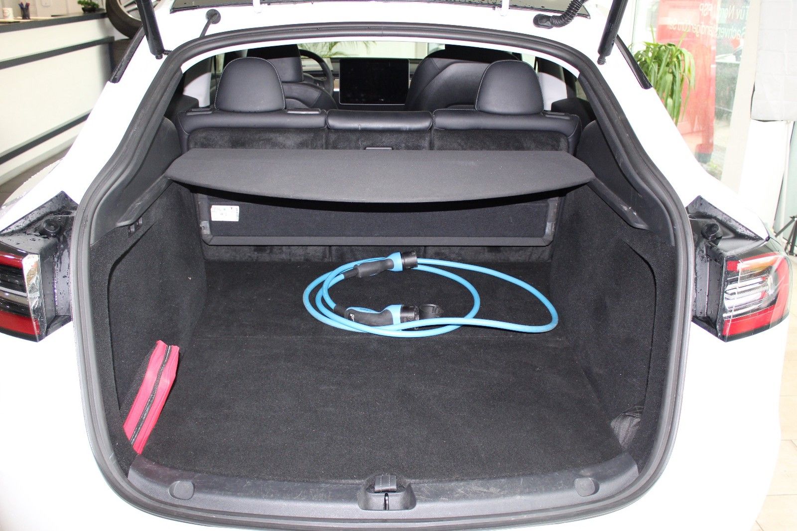 Tesla Model Y Long Range Dual AWD PANORAMA