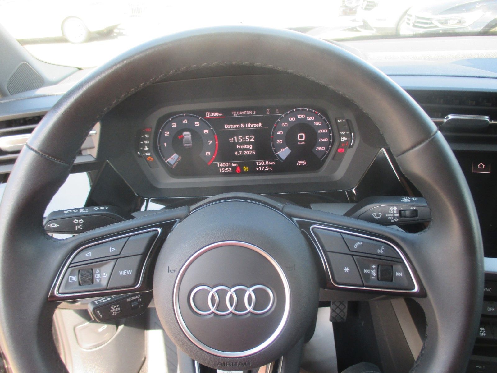 Audi A3 Limousine 35 TFSI Advanced - Samsaru's Car Outlet