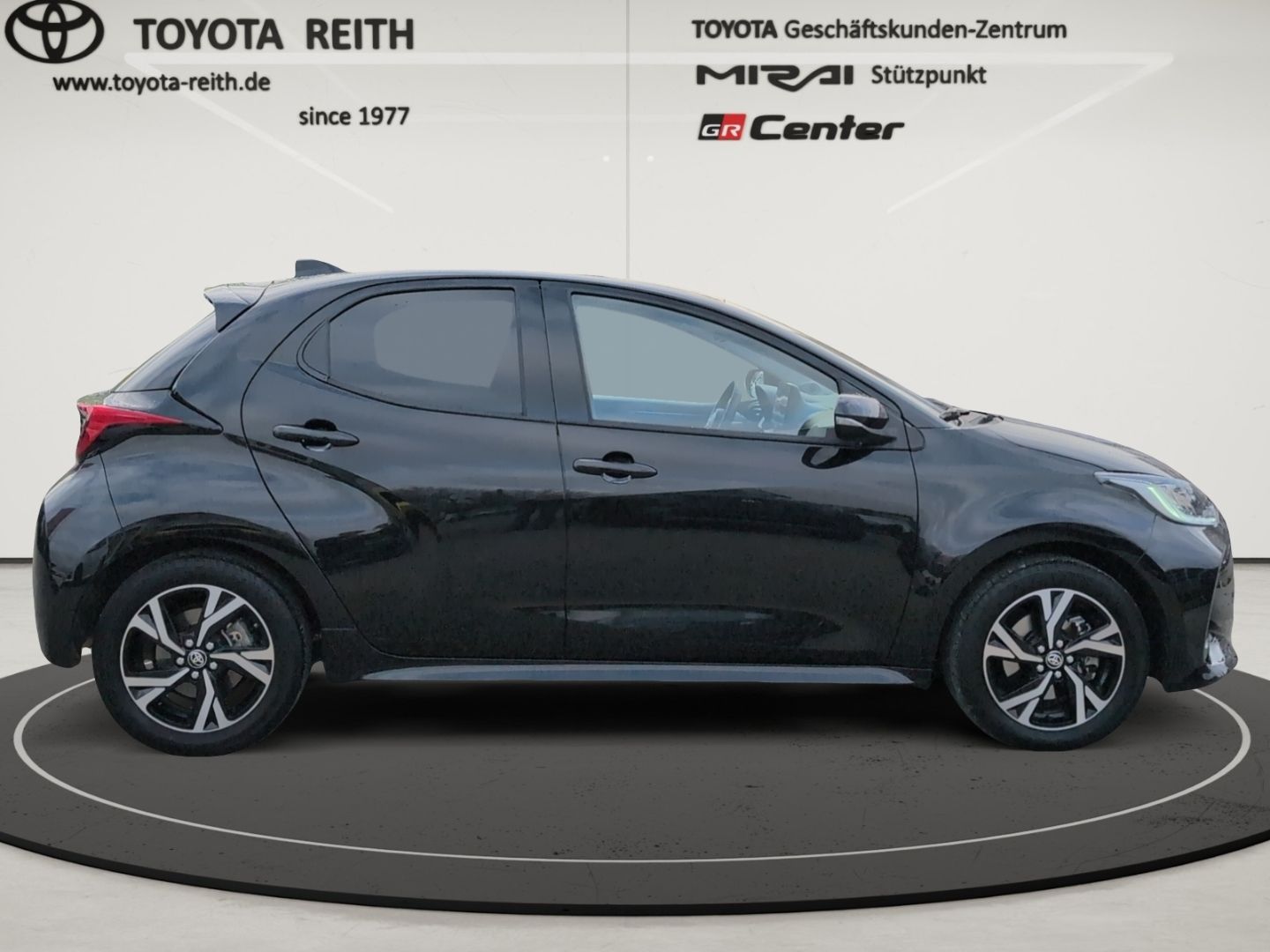 Toyota Yaris Hybrid Team Deutschland 1.5 Dual-VVT-iE LE